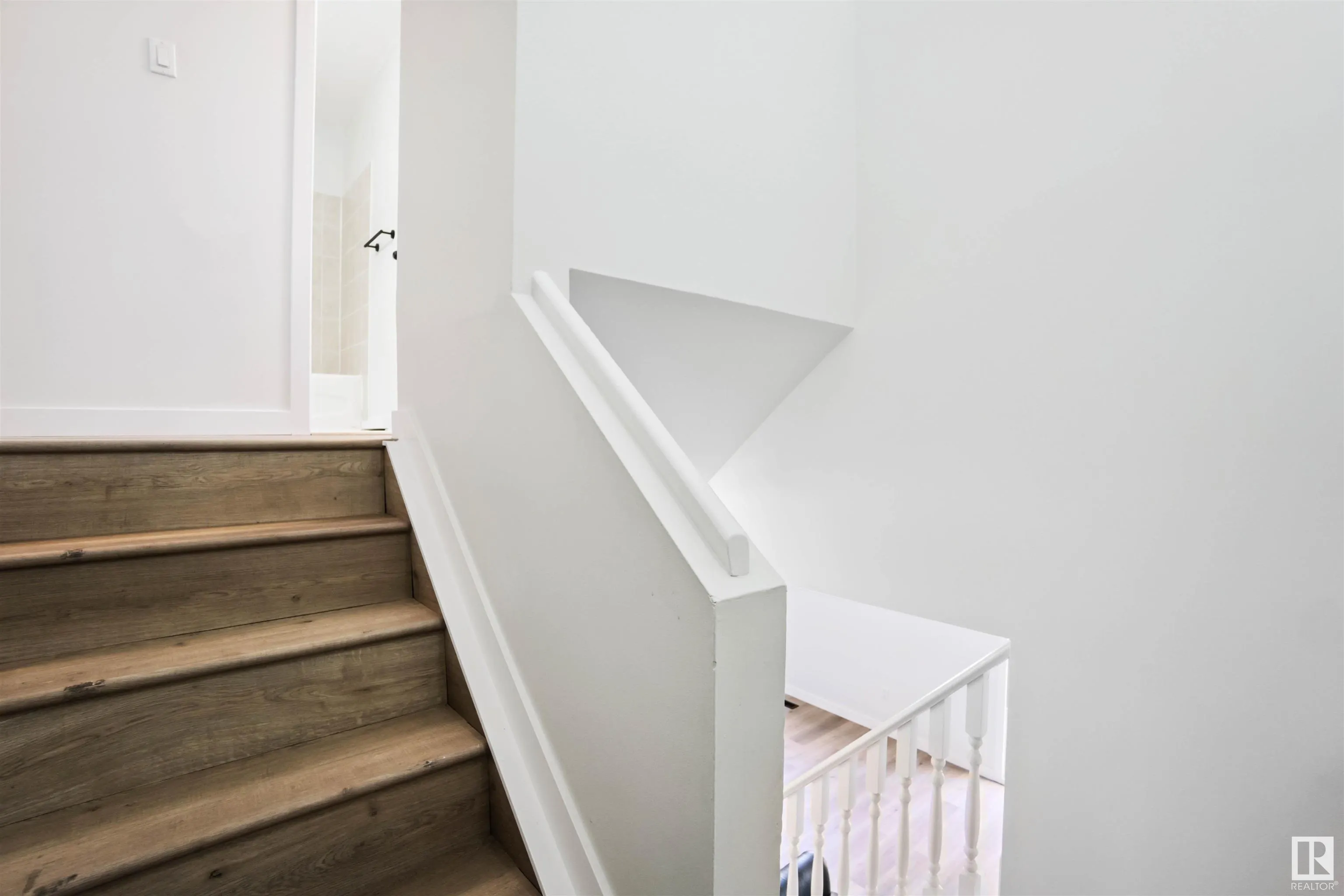 1096 MILLBOURNE