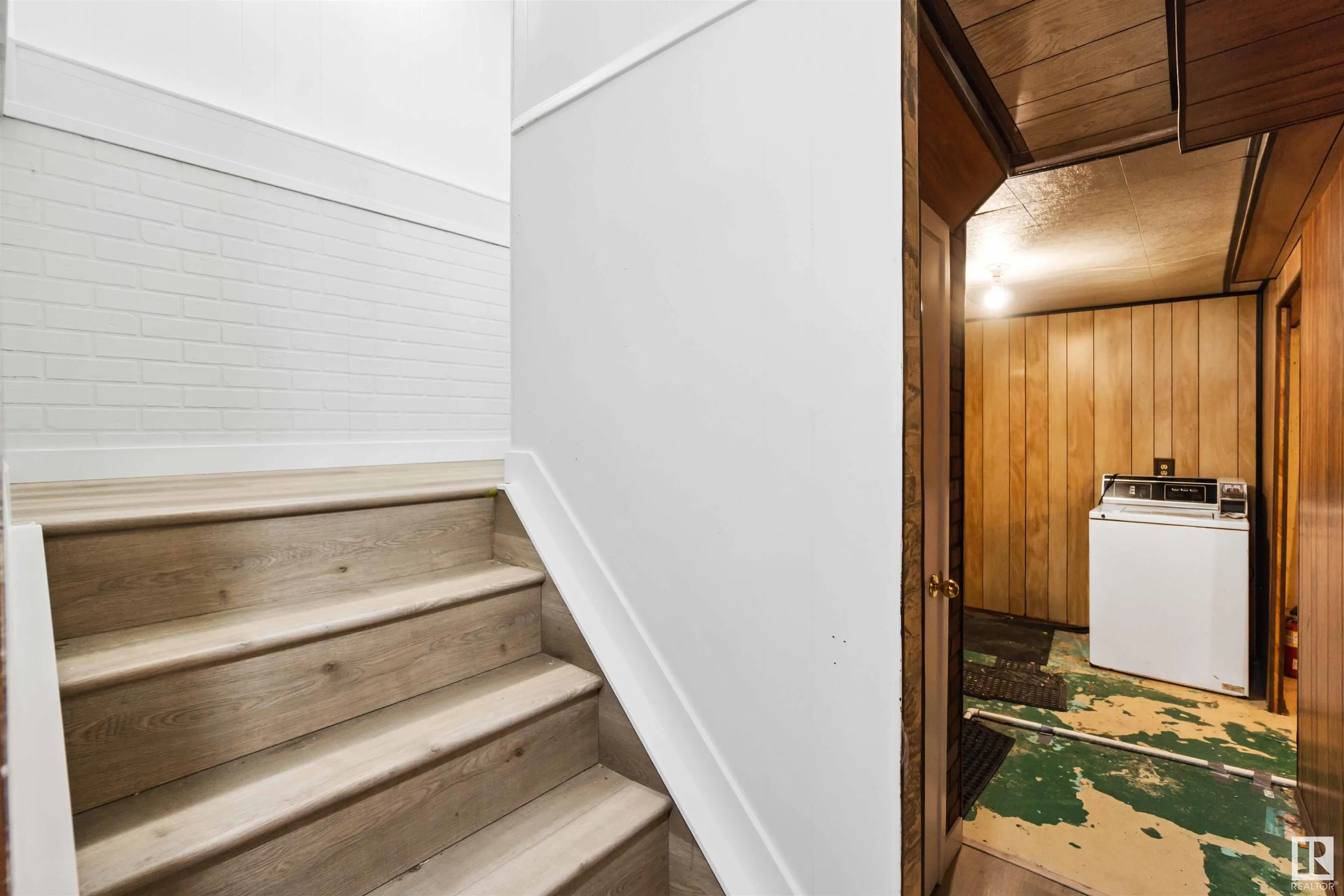 1096 MILLBOURNE