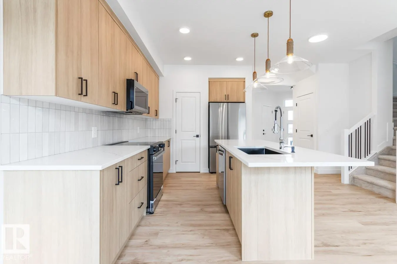 112 Catria Point(e)