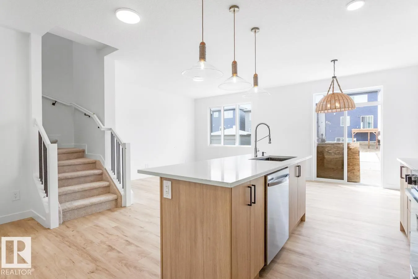 112 Catria Point(e)