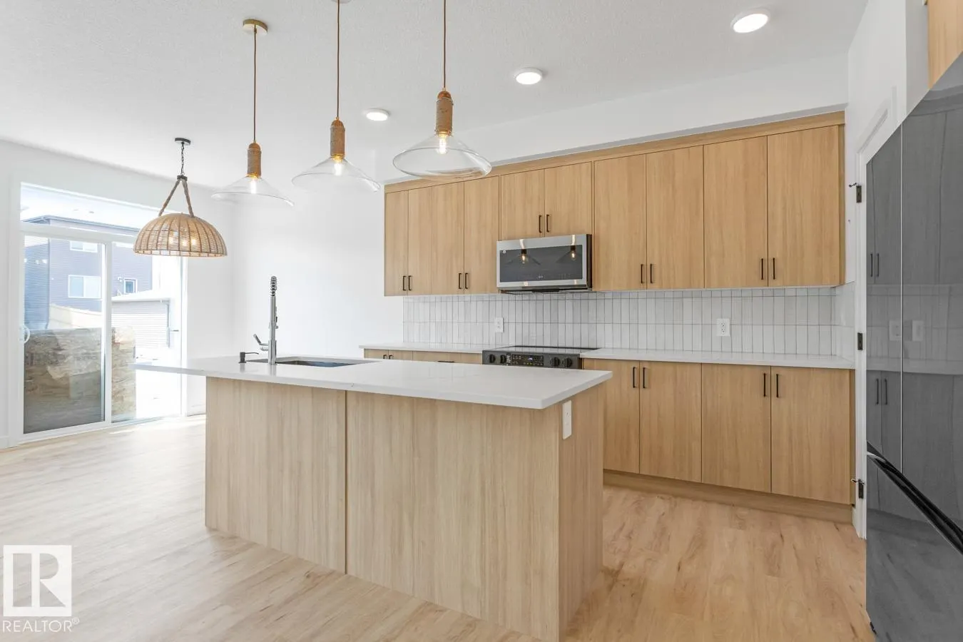 112 Catria Point(e)