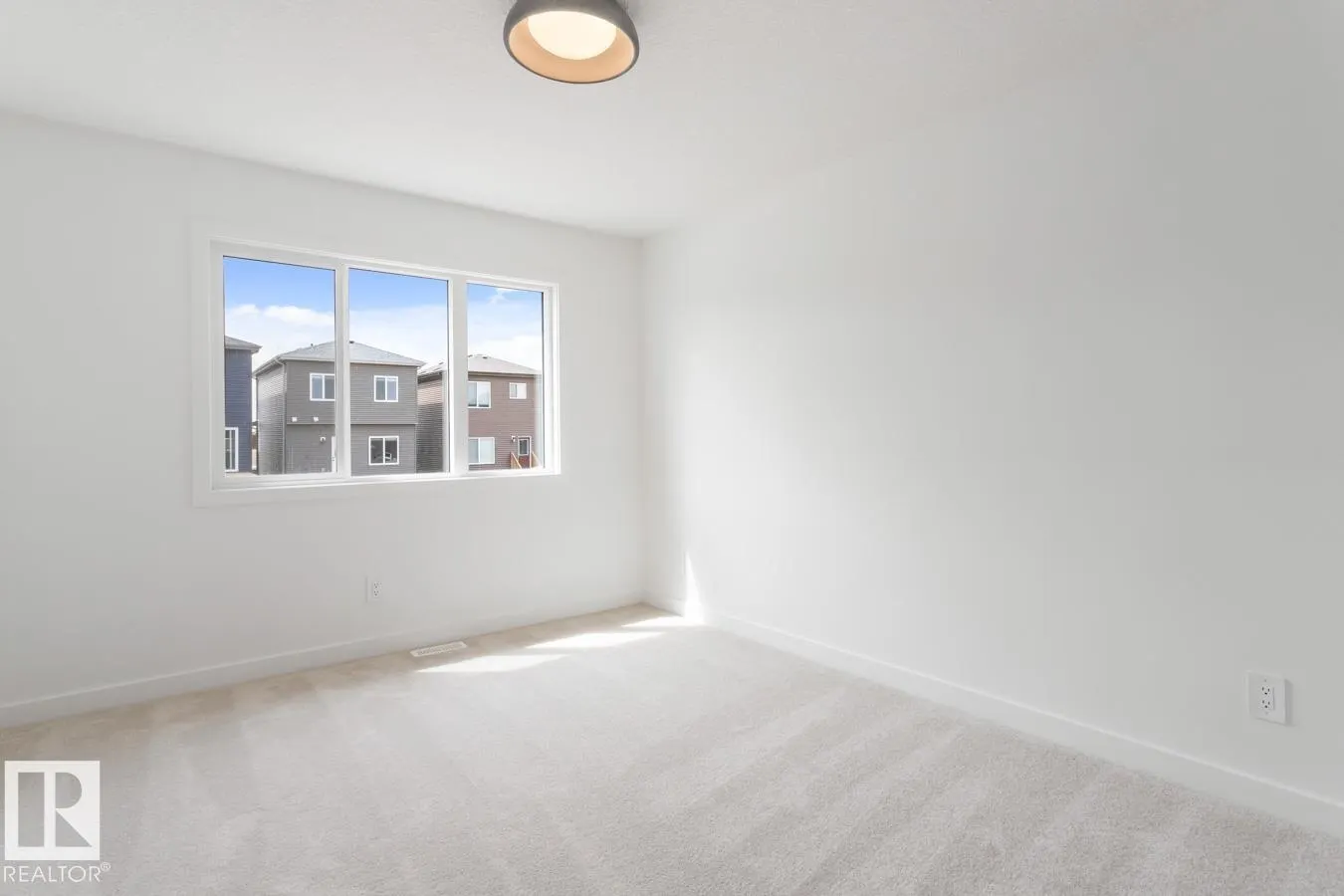 112 Catria Point(e)