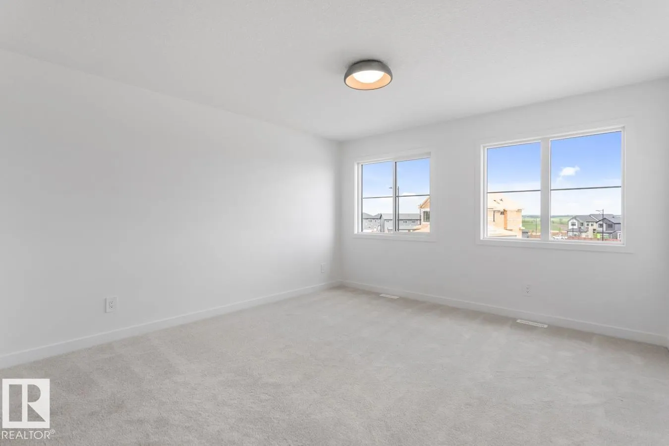 112 Catria Point(e)
