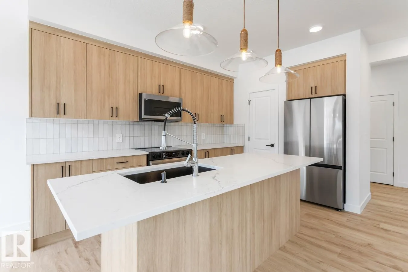 112 Catria Point(e)