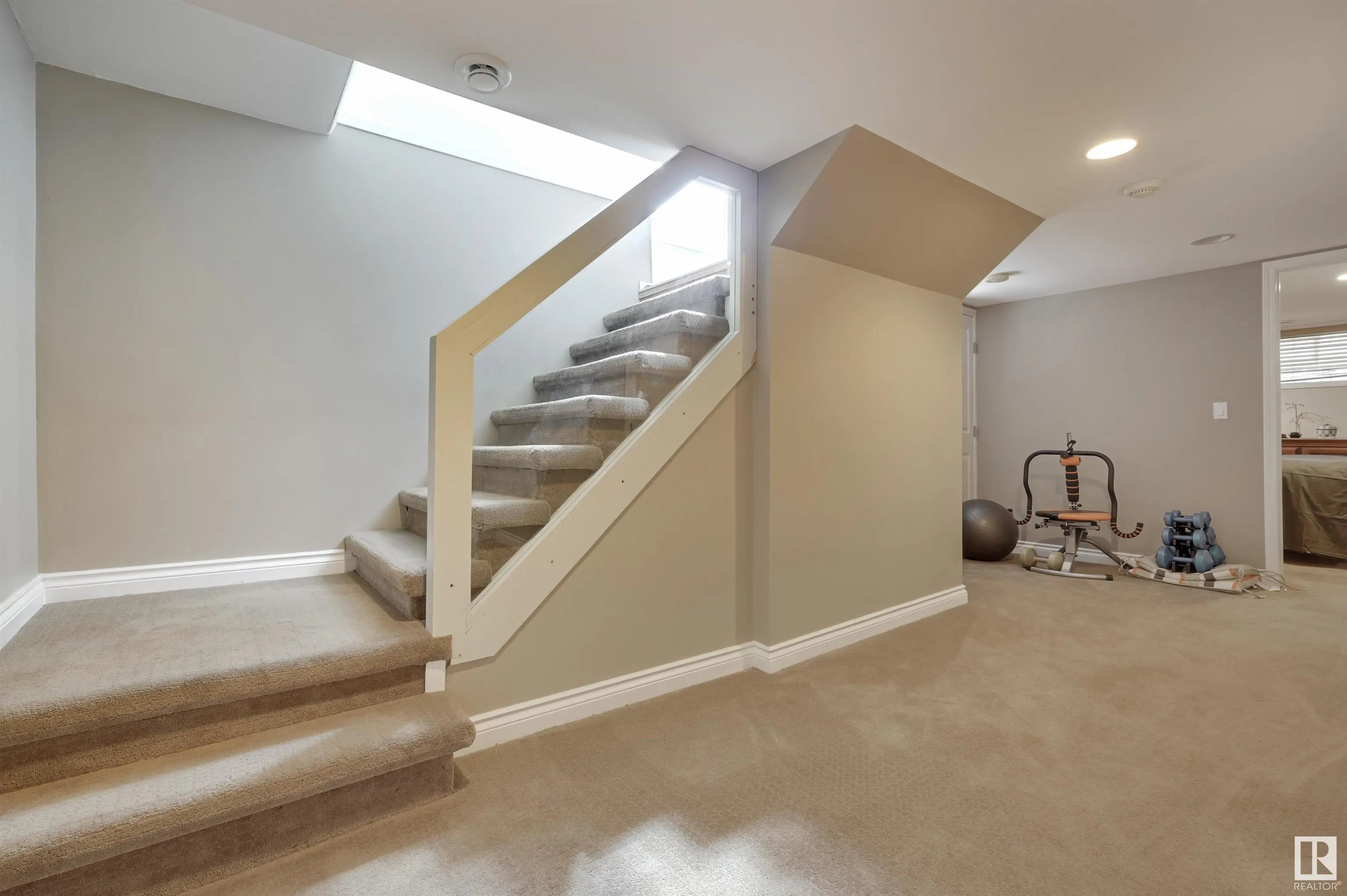 14023 104 Avenue