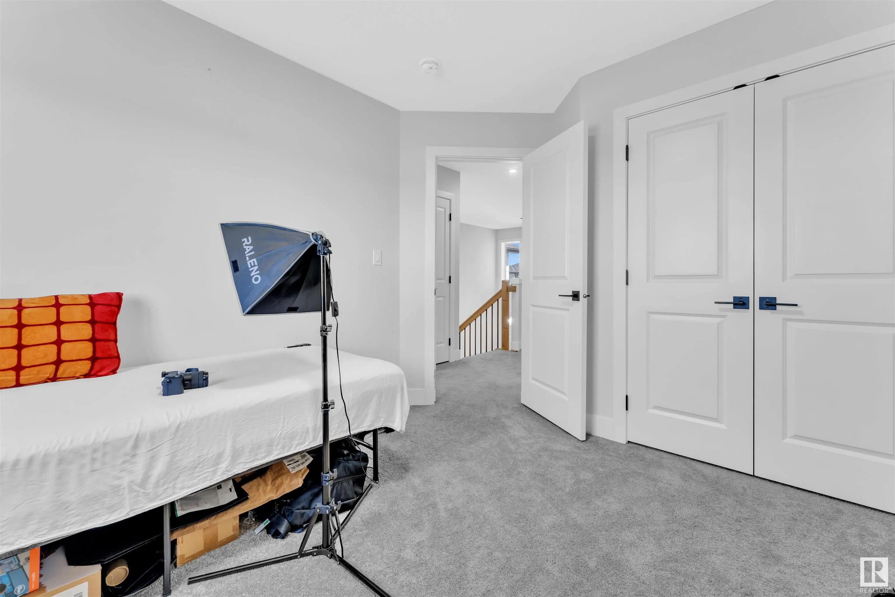 52 AMBERLEY Bay