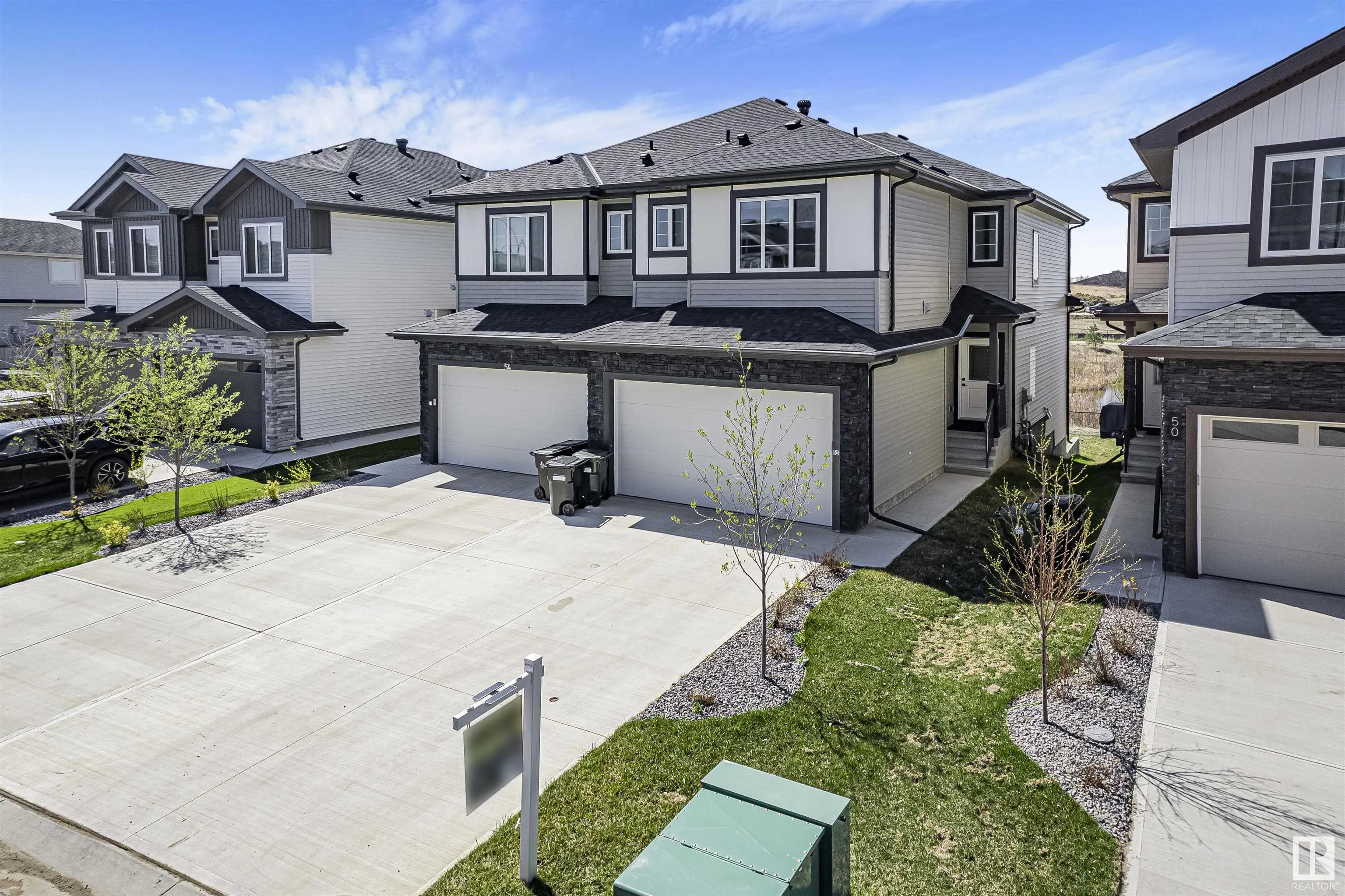 52 AMBERLEY Bay