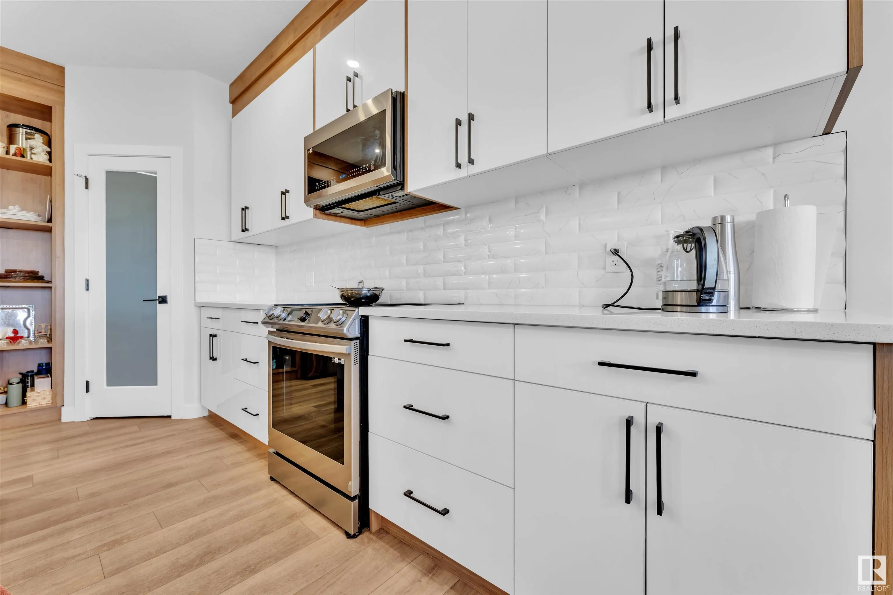 52 AMBERLEY Bay