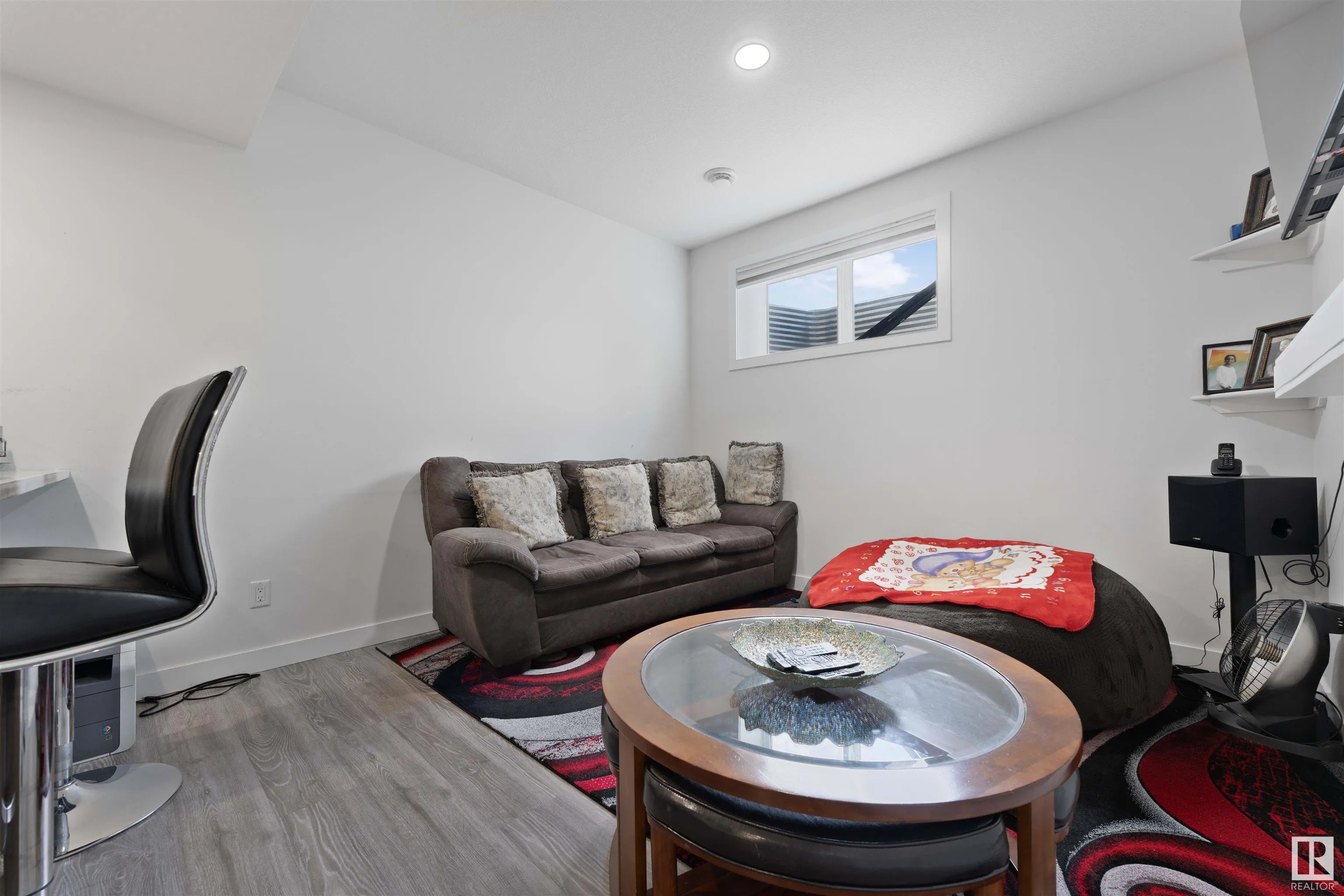 1206 27 Street