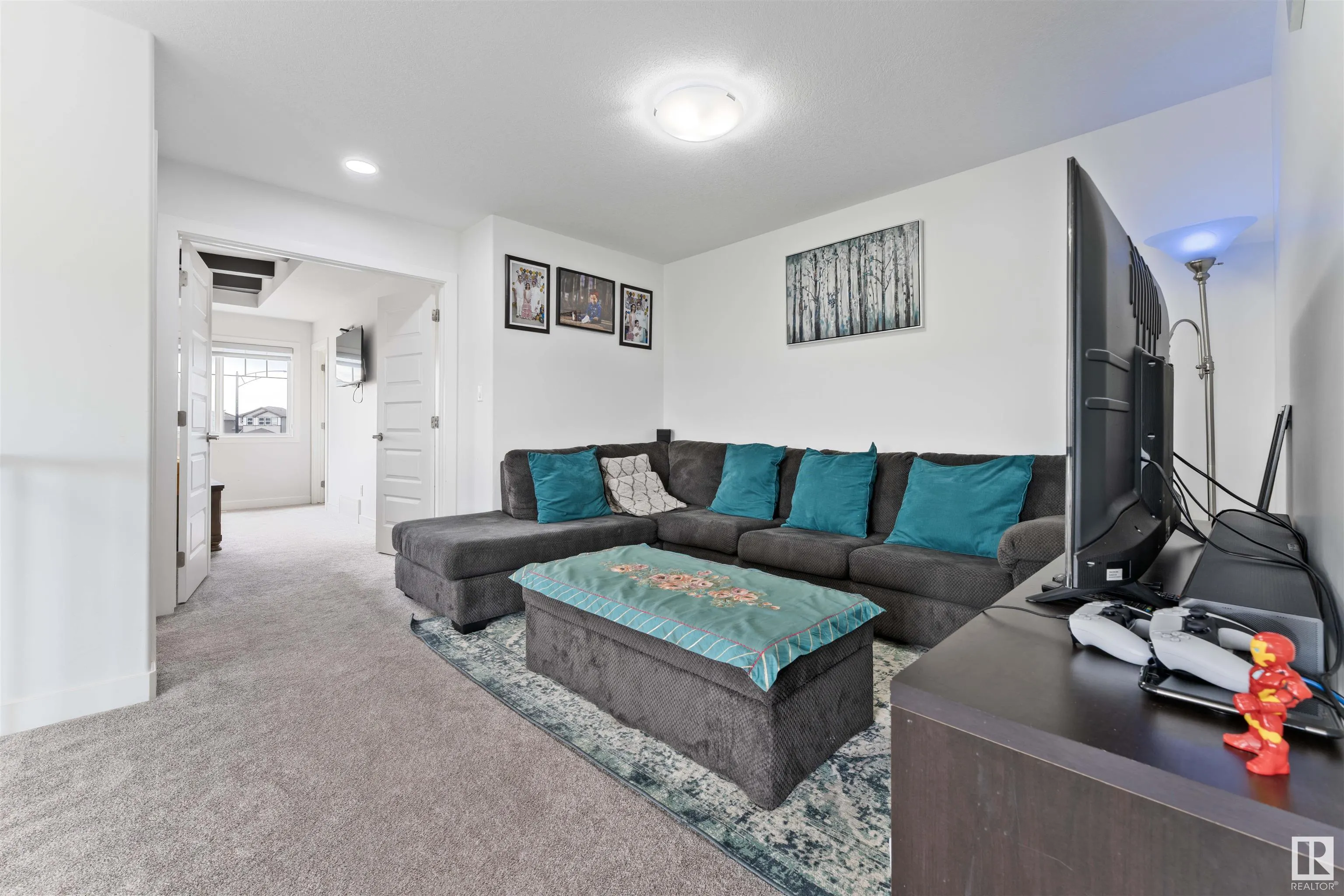 1206 27 Street