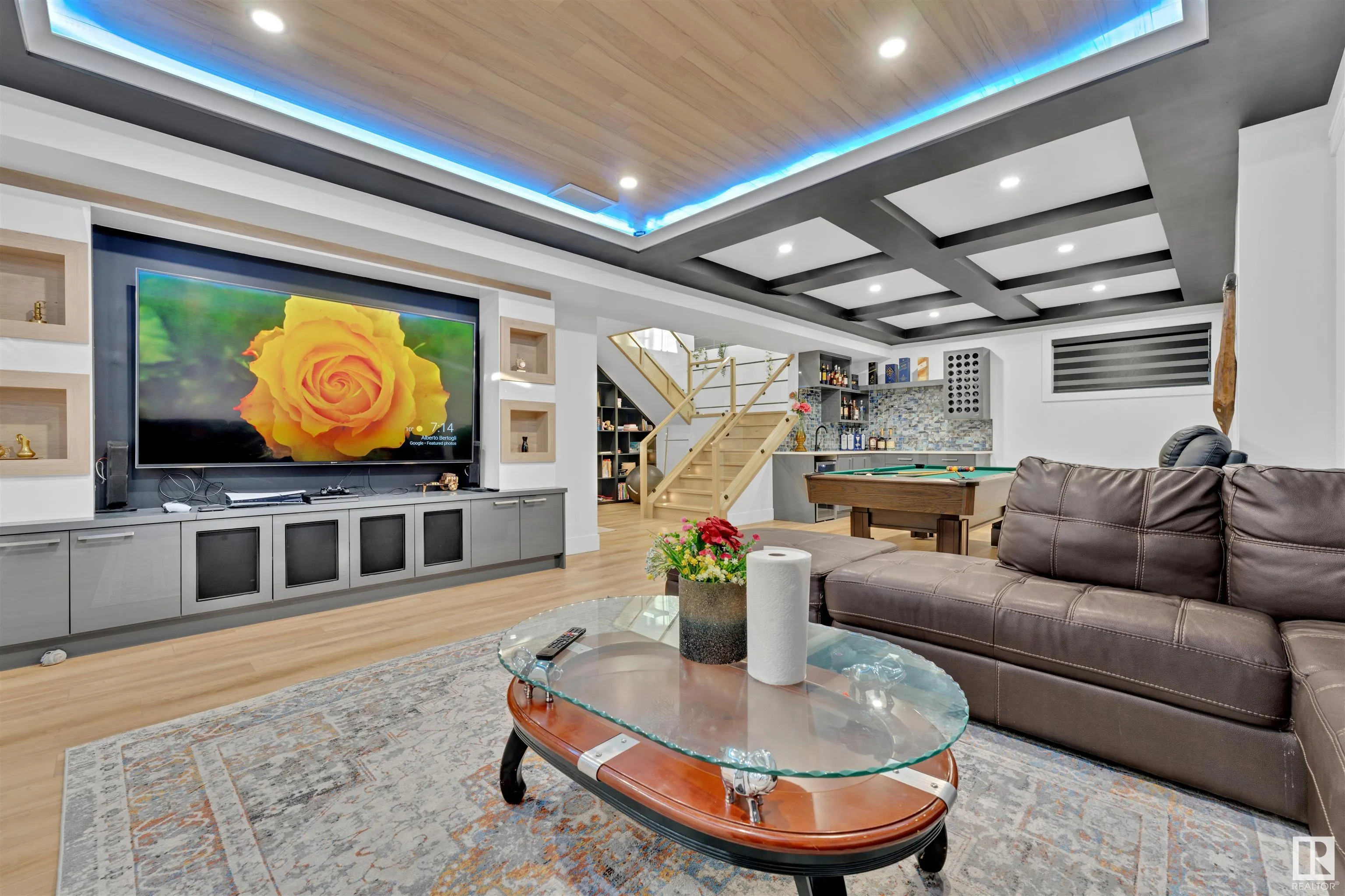 1704 19 Street