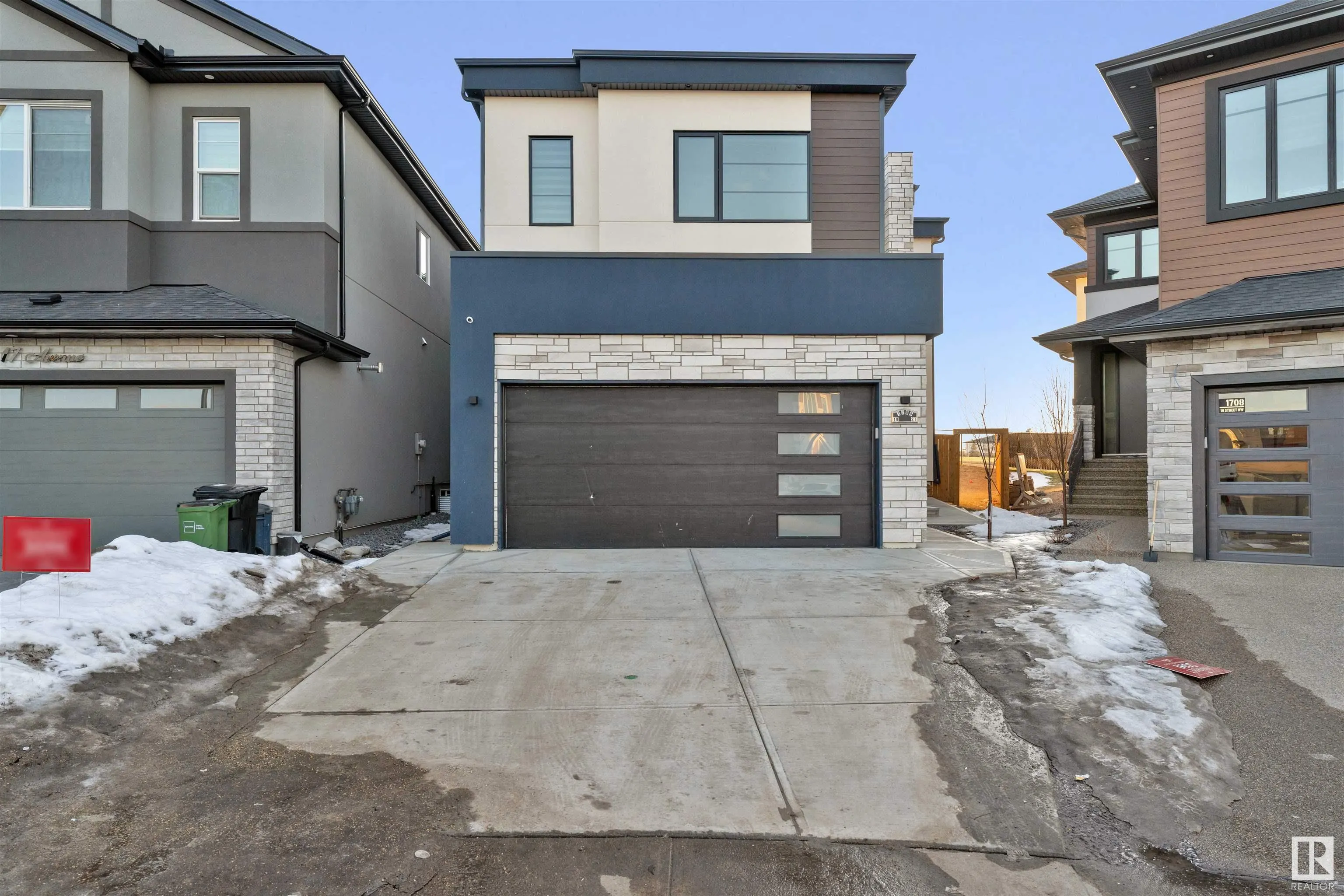 1704 19 Street