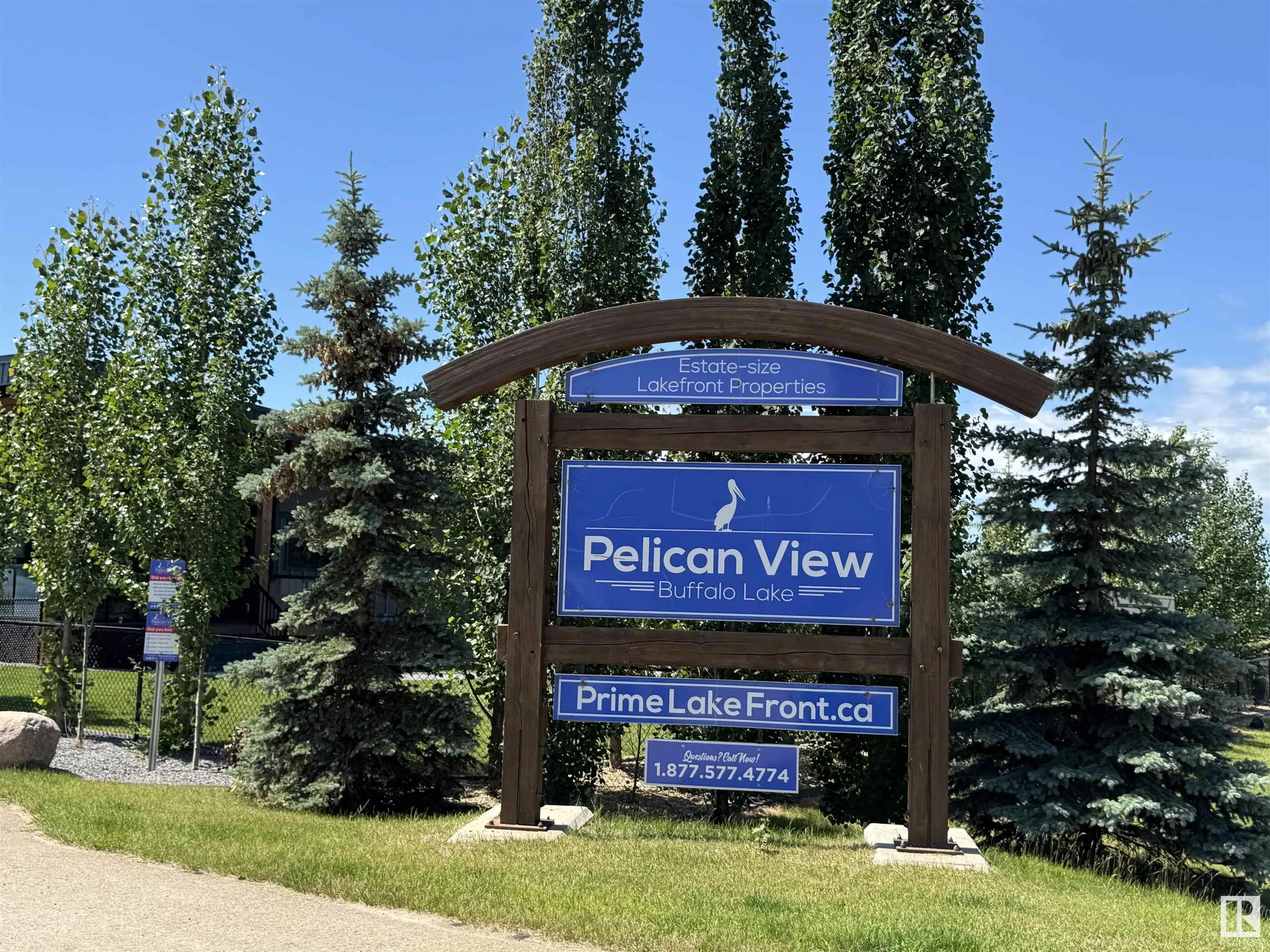 158 Lakeshore Close