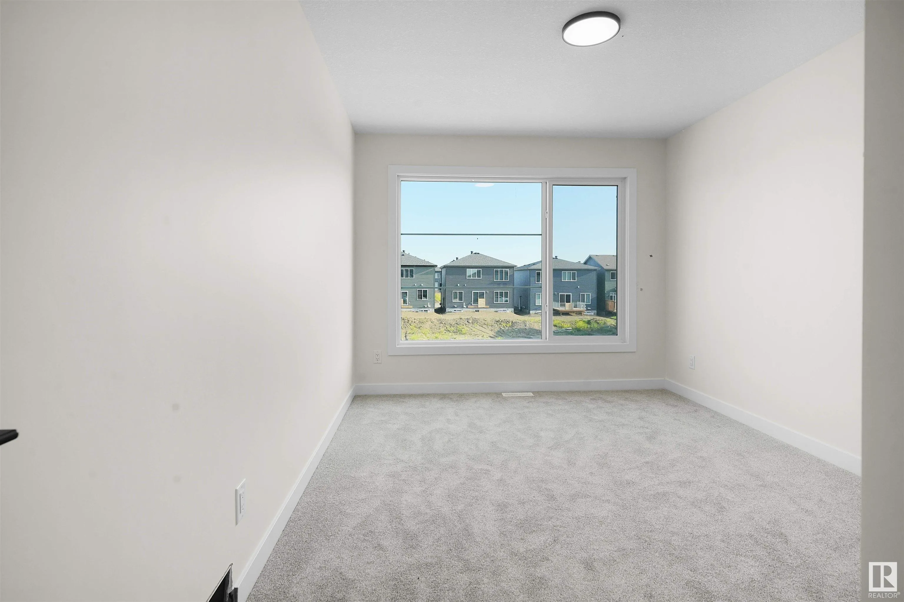3275 Chernowski Way