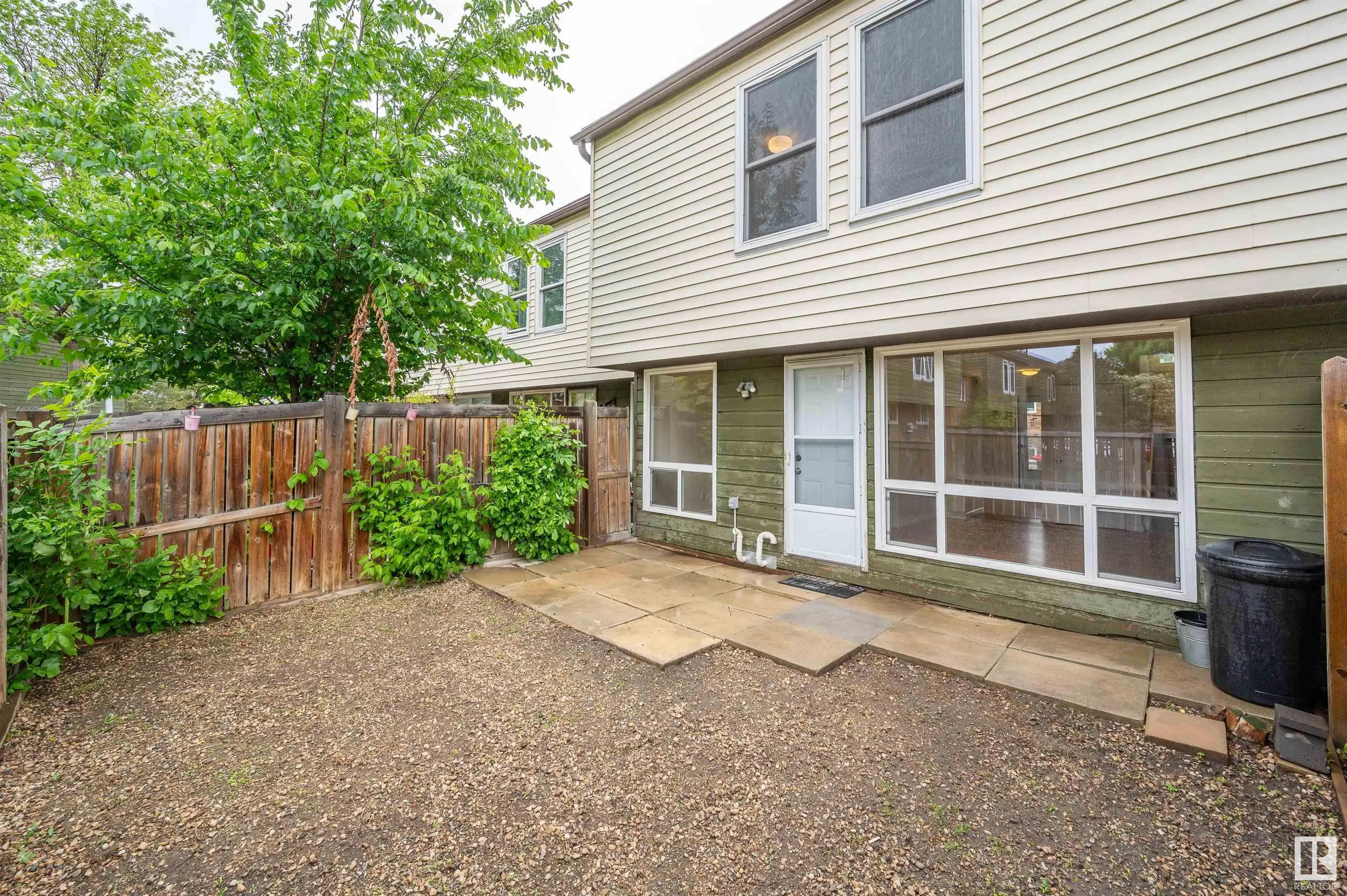 528 ABBOTTSFIELD Road