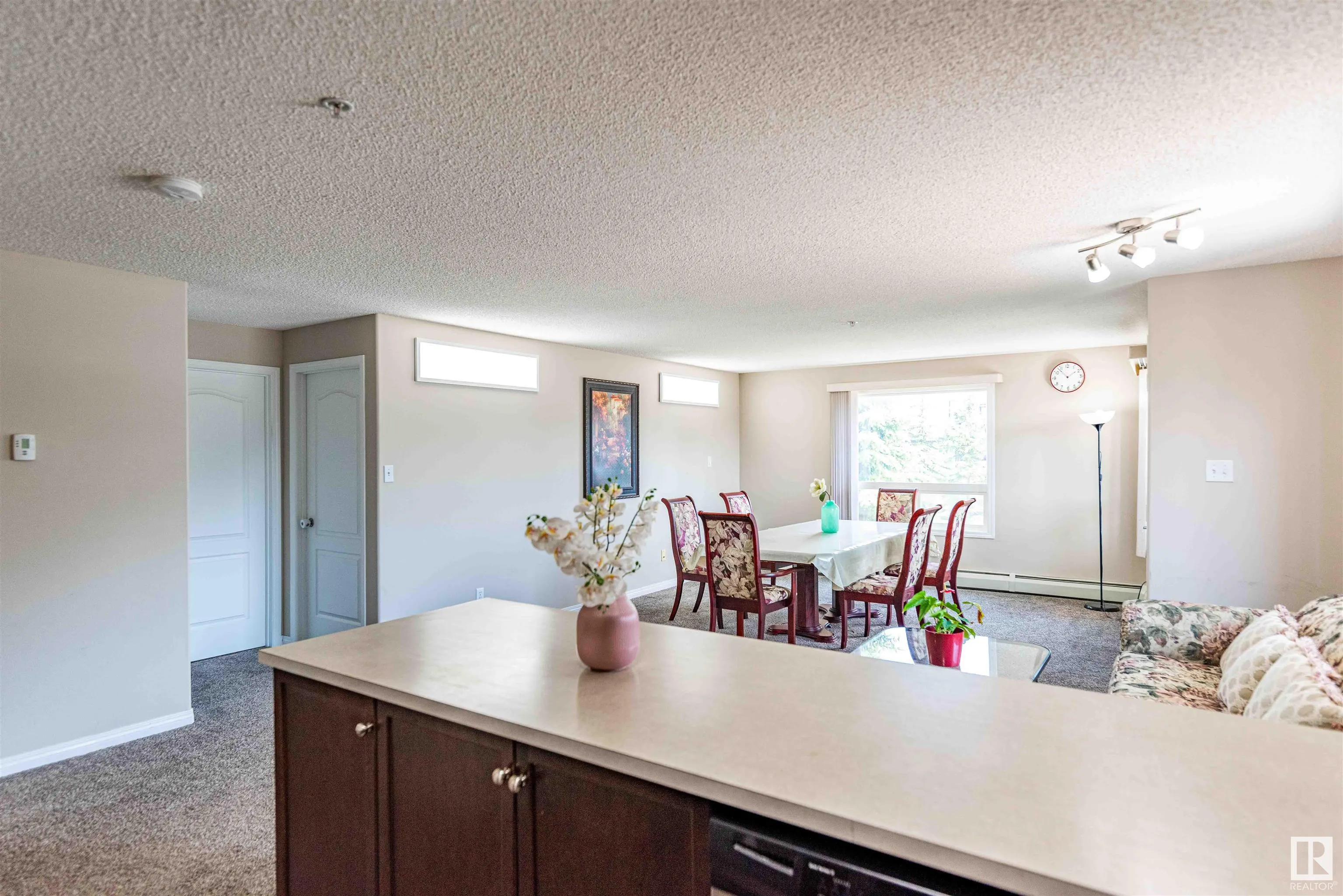 7327 SOUTH TERWILLEGAR Drive