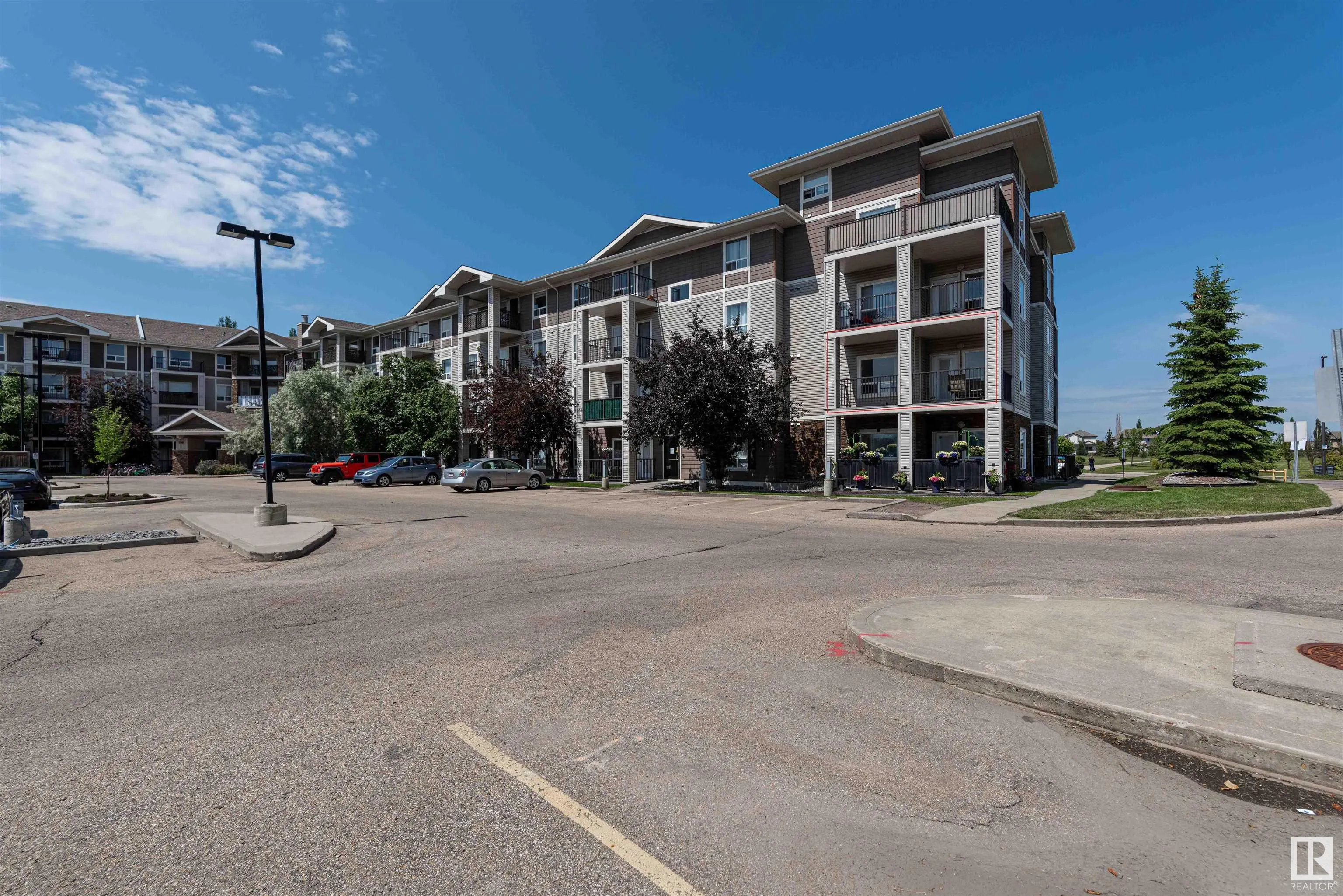 7327 SOUTH TERWILLEGAR Drive