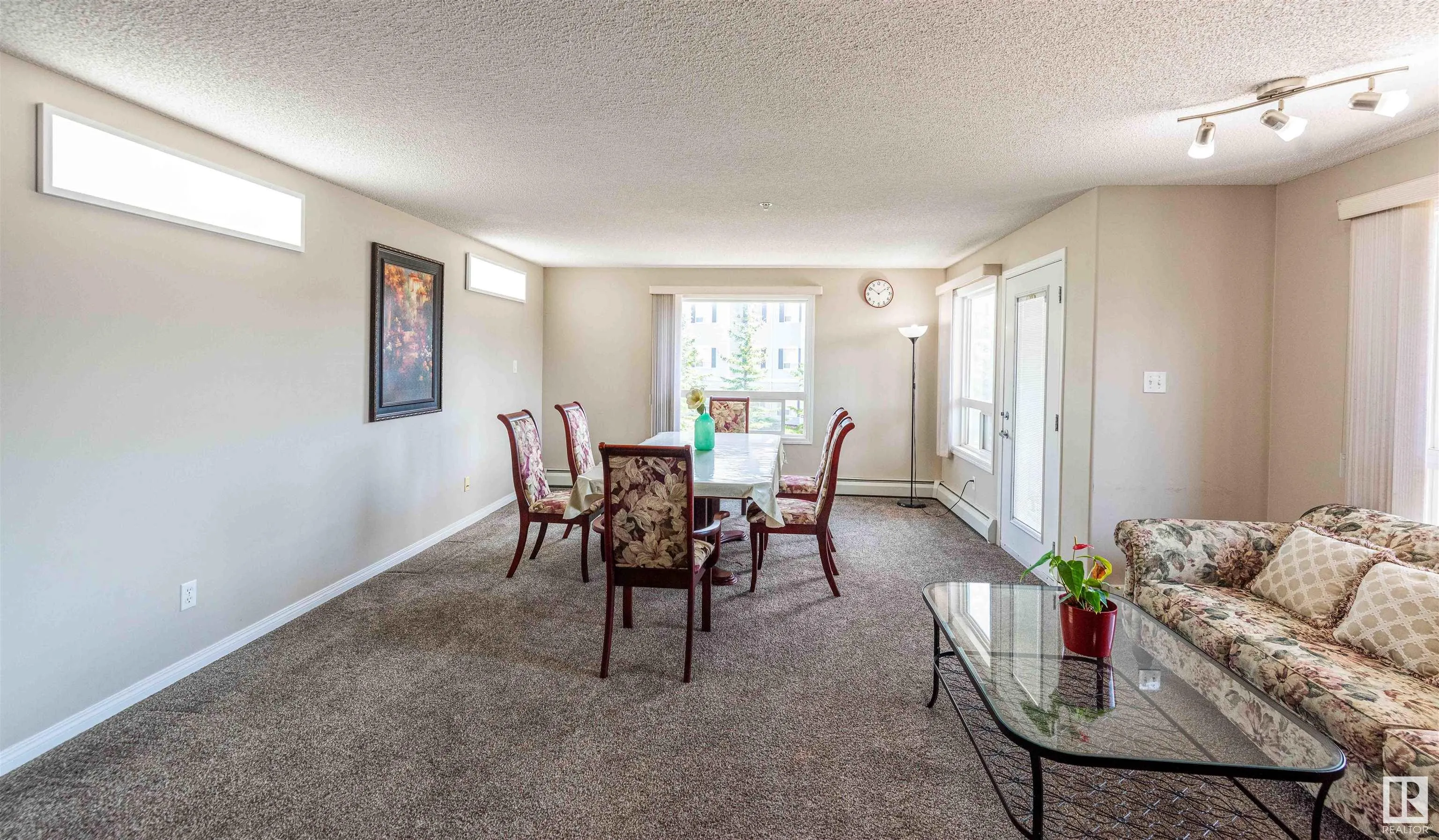 7327 SOUTH TERWILLEGAR Drive