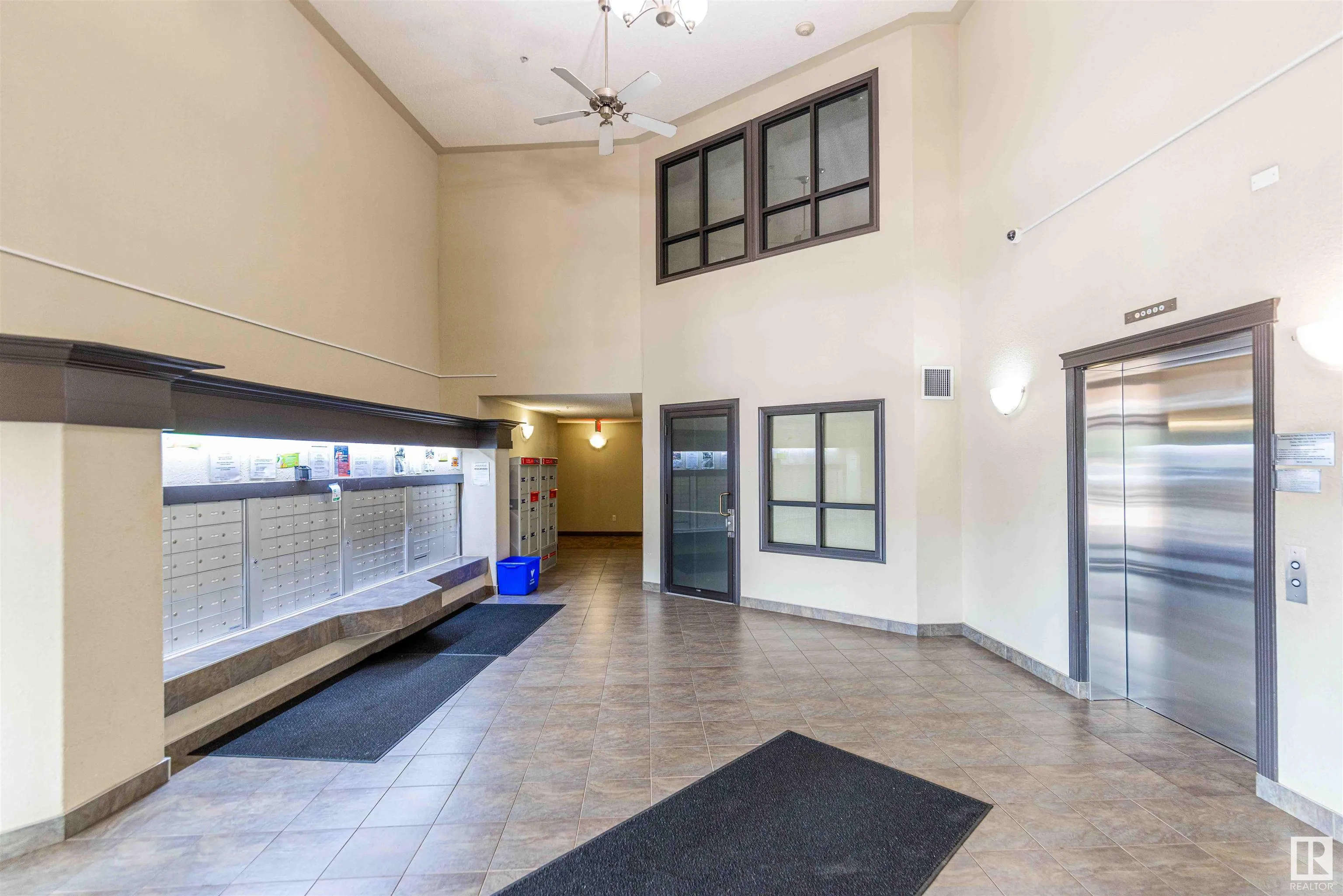 7327 SOUTH TERWILLEGAR Drive