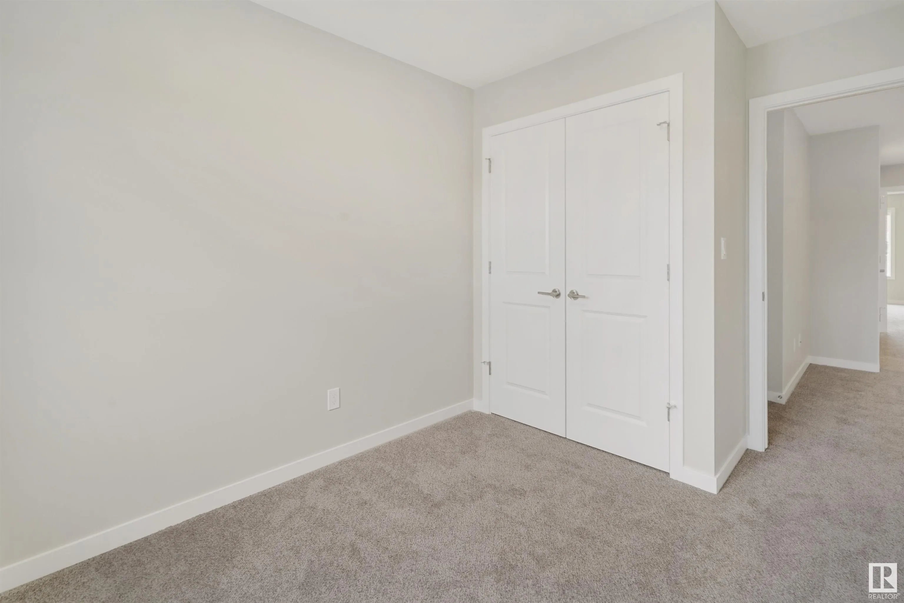 474 EDGEMONT Drive