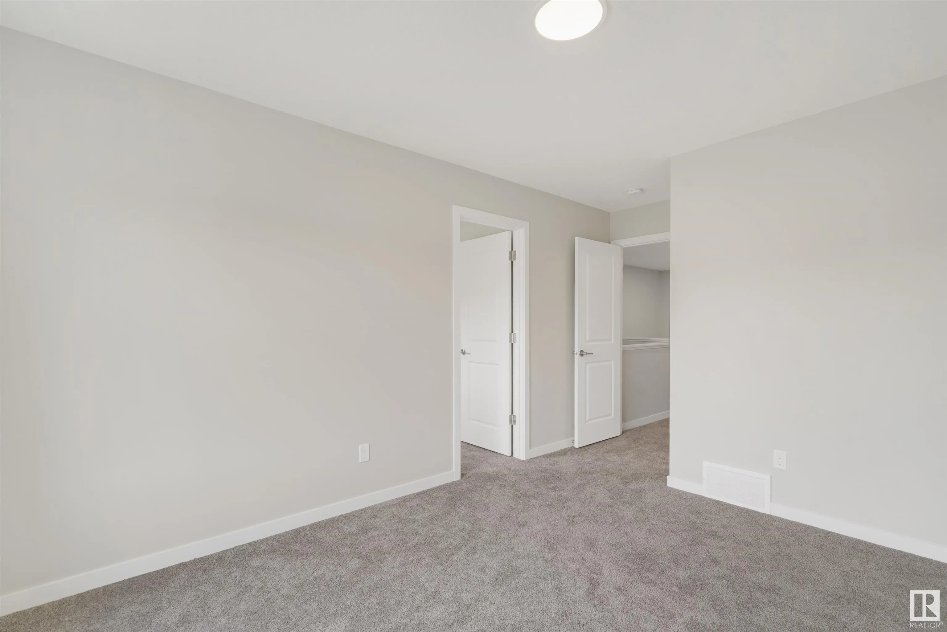 474 EDGEMONT Drive