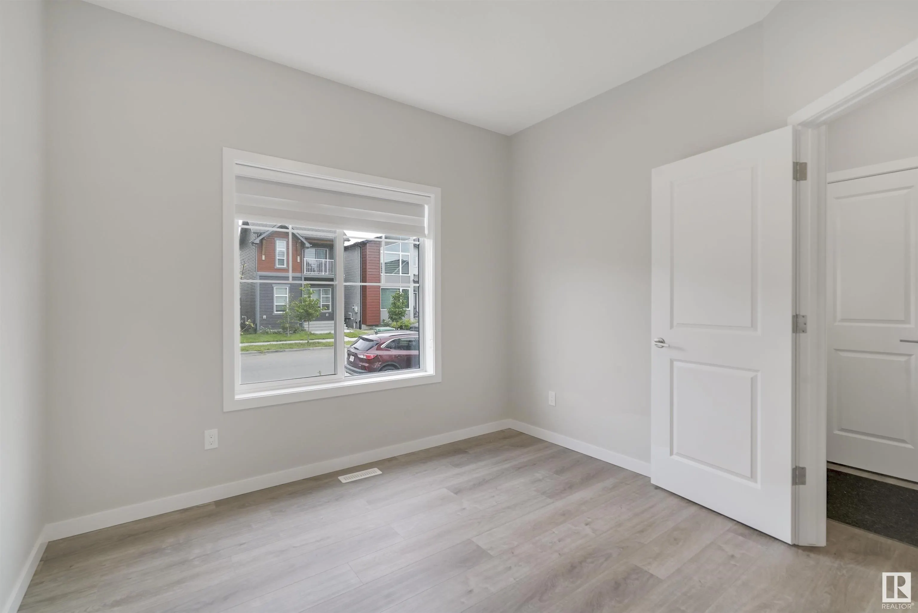 474 EDGEMONT Drive