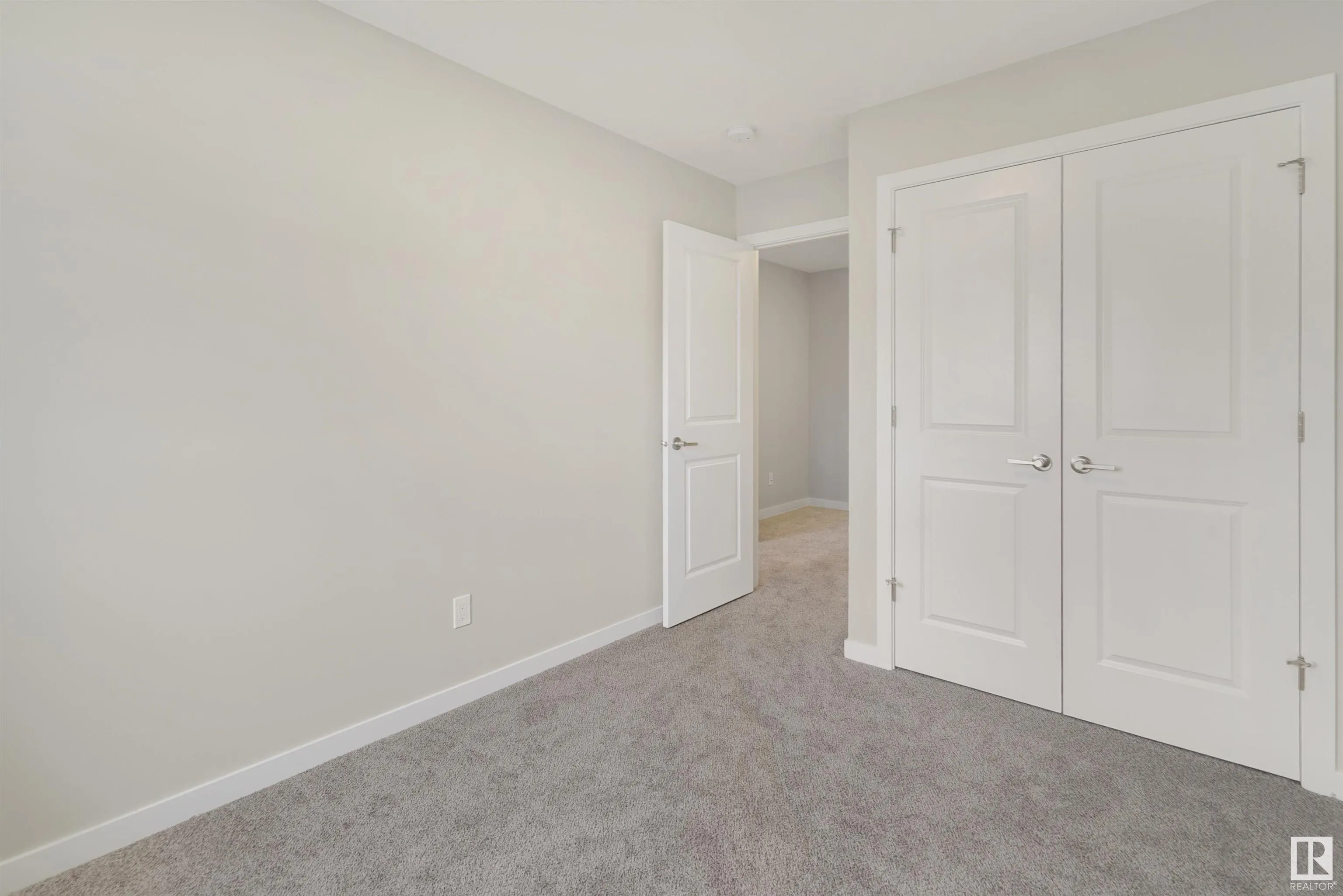 474 EDGEMONT Drive