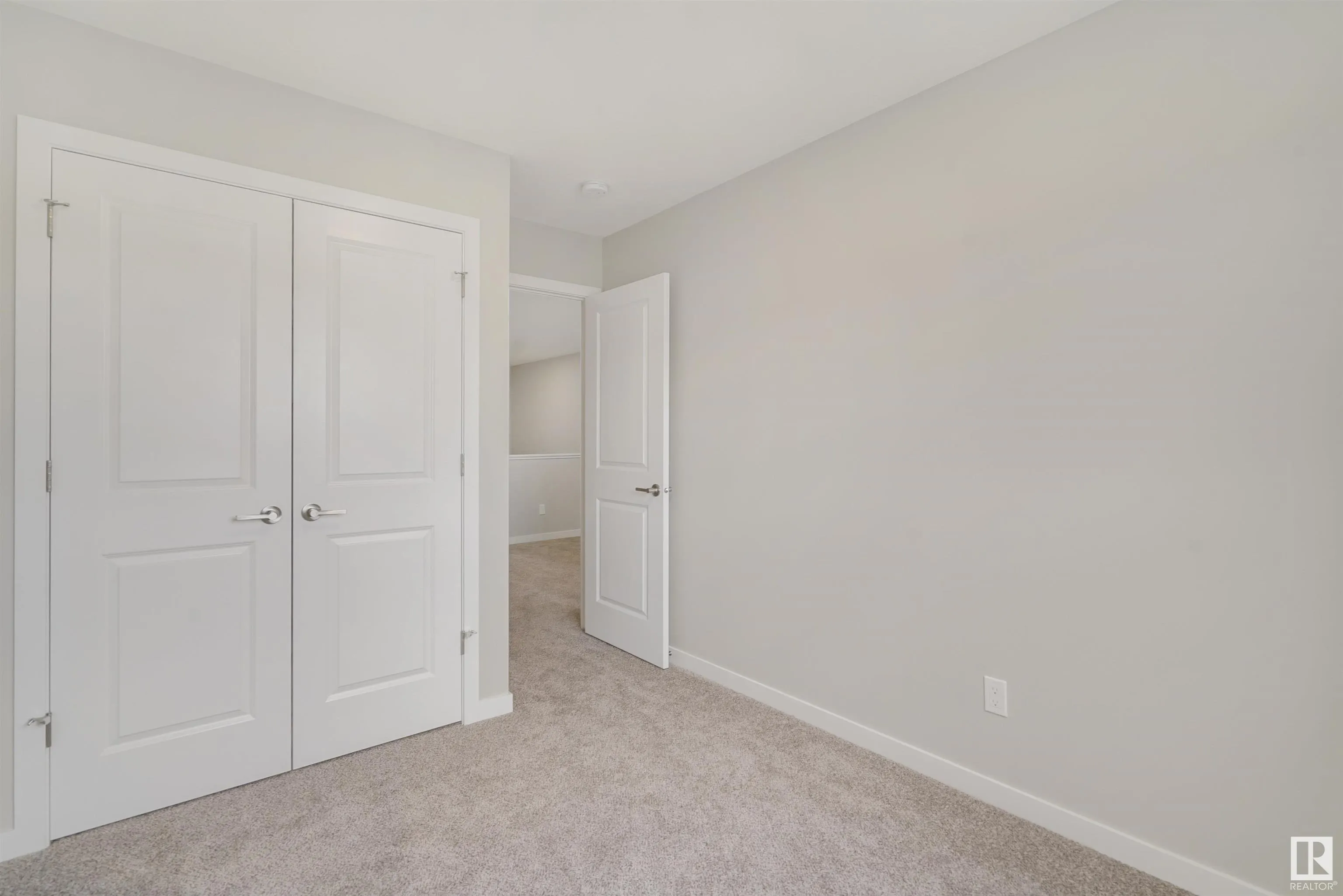 474 EDGEMONT Drive