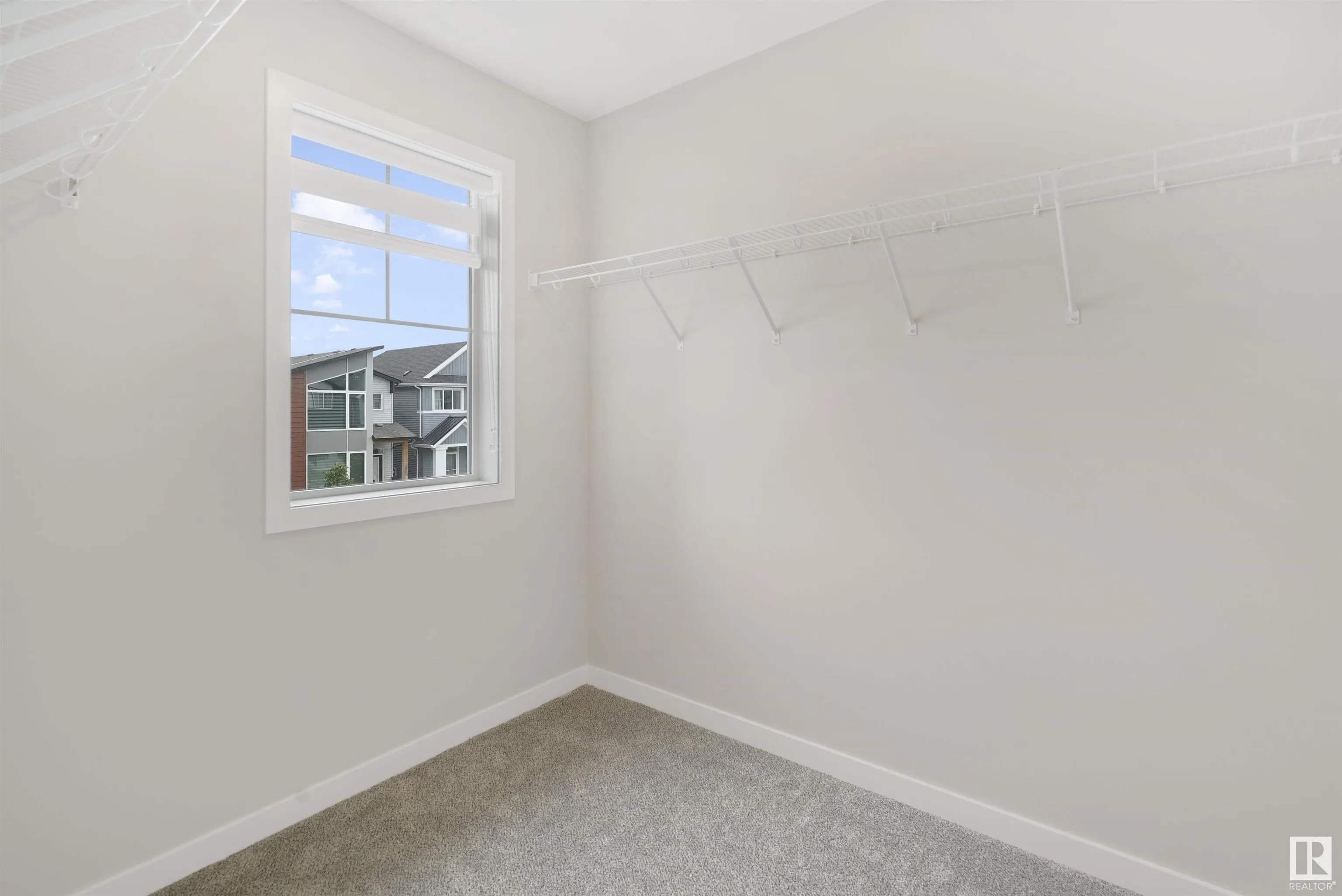 474 EDGEMONT Drive