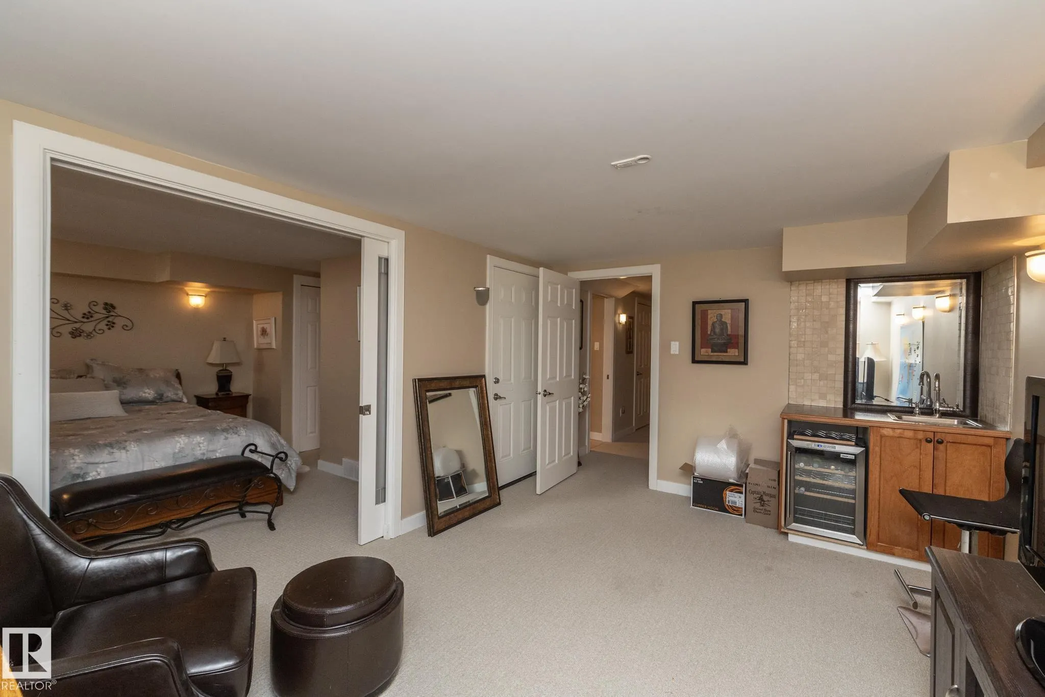 157 LAURIER Drive