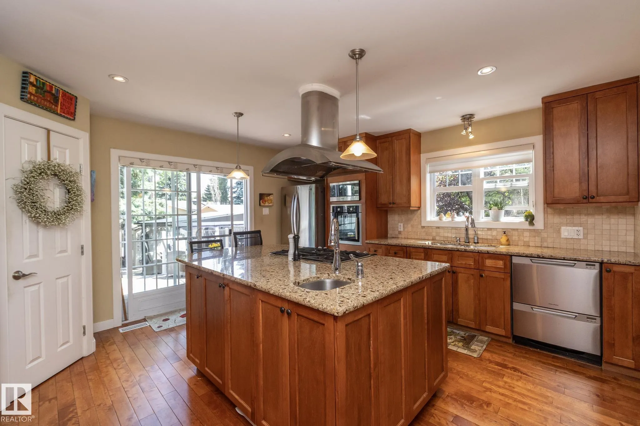 157 LAURIER Drive