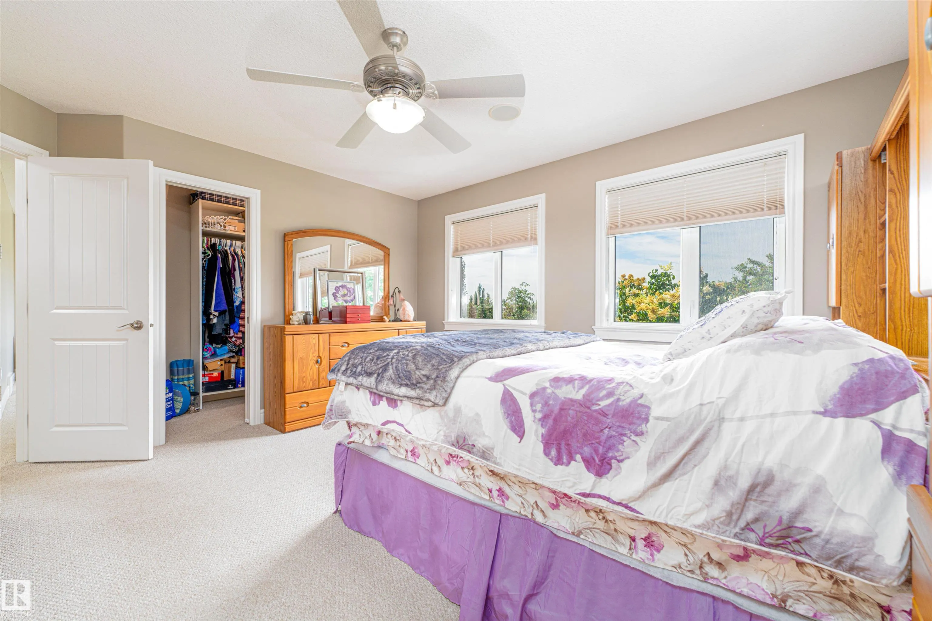 86 OAK VISTA Drive