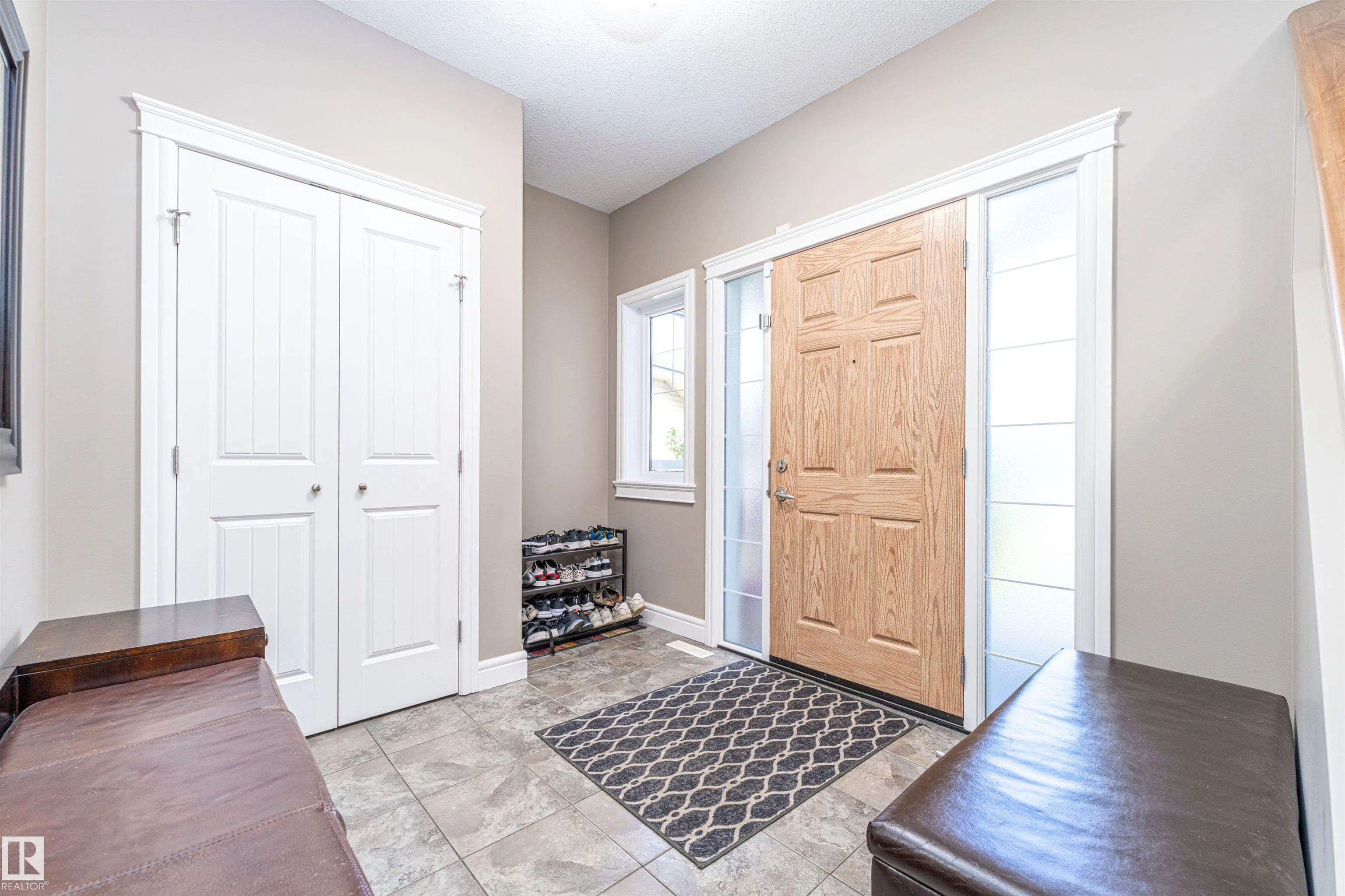 86 OAK VISTA Drive