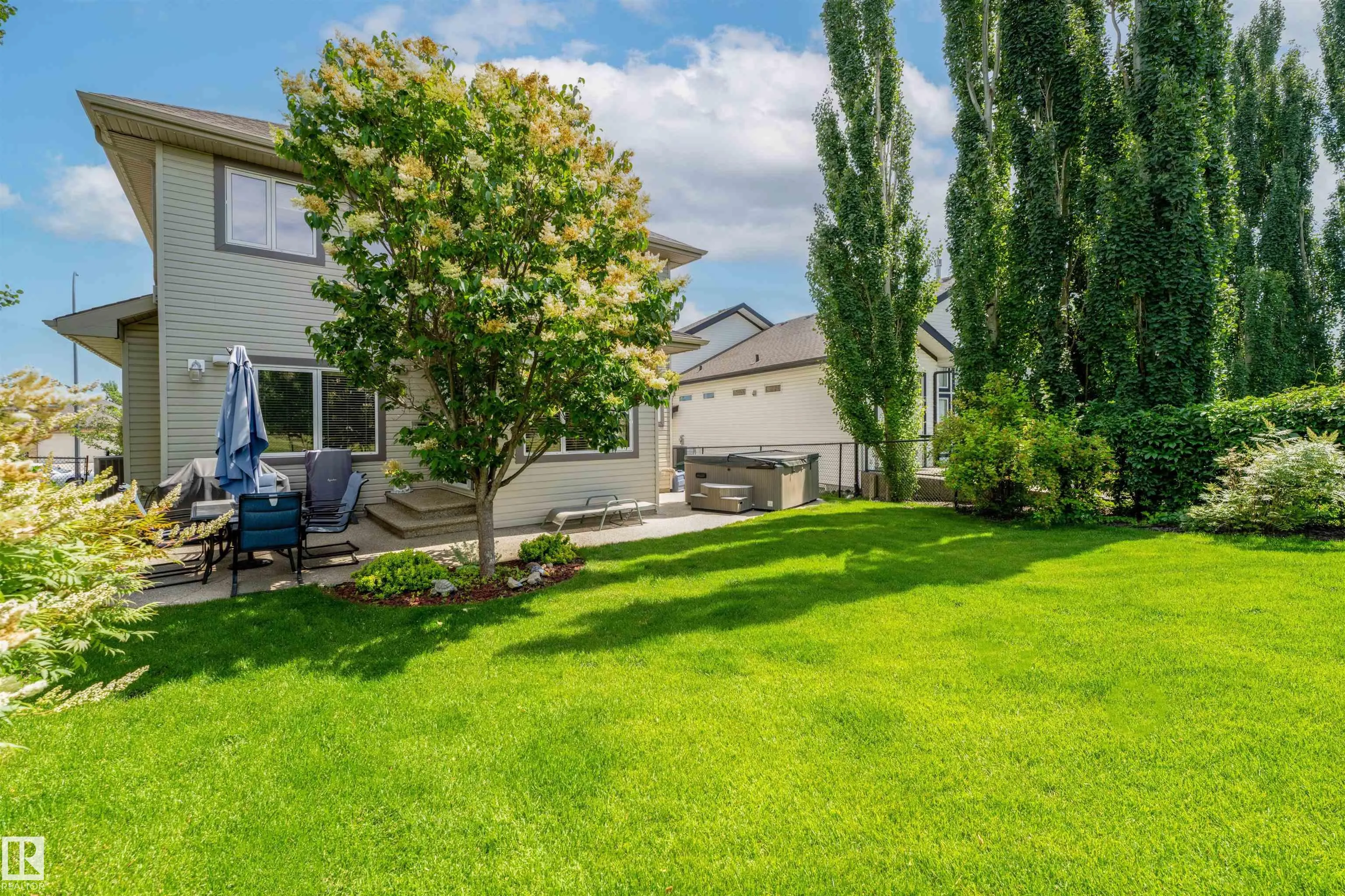 86 OAK VISTA Drive
