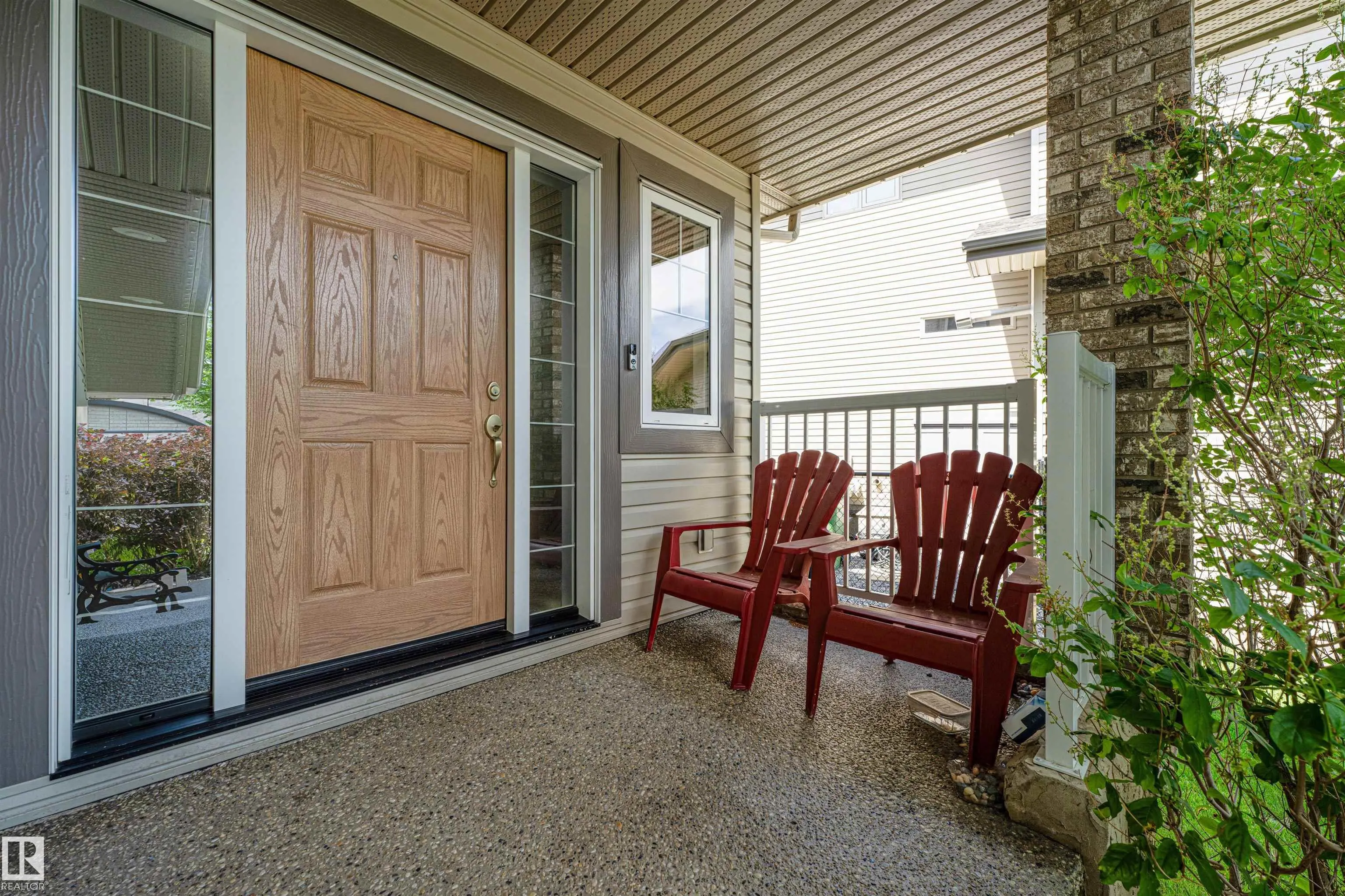 86 OAK VISTA Drive