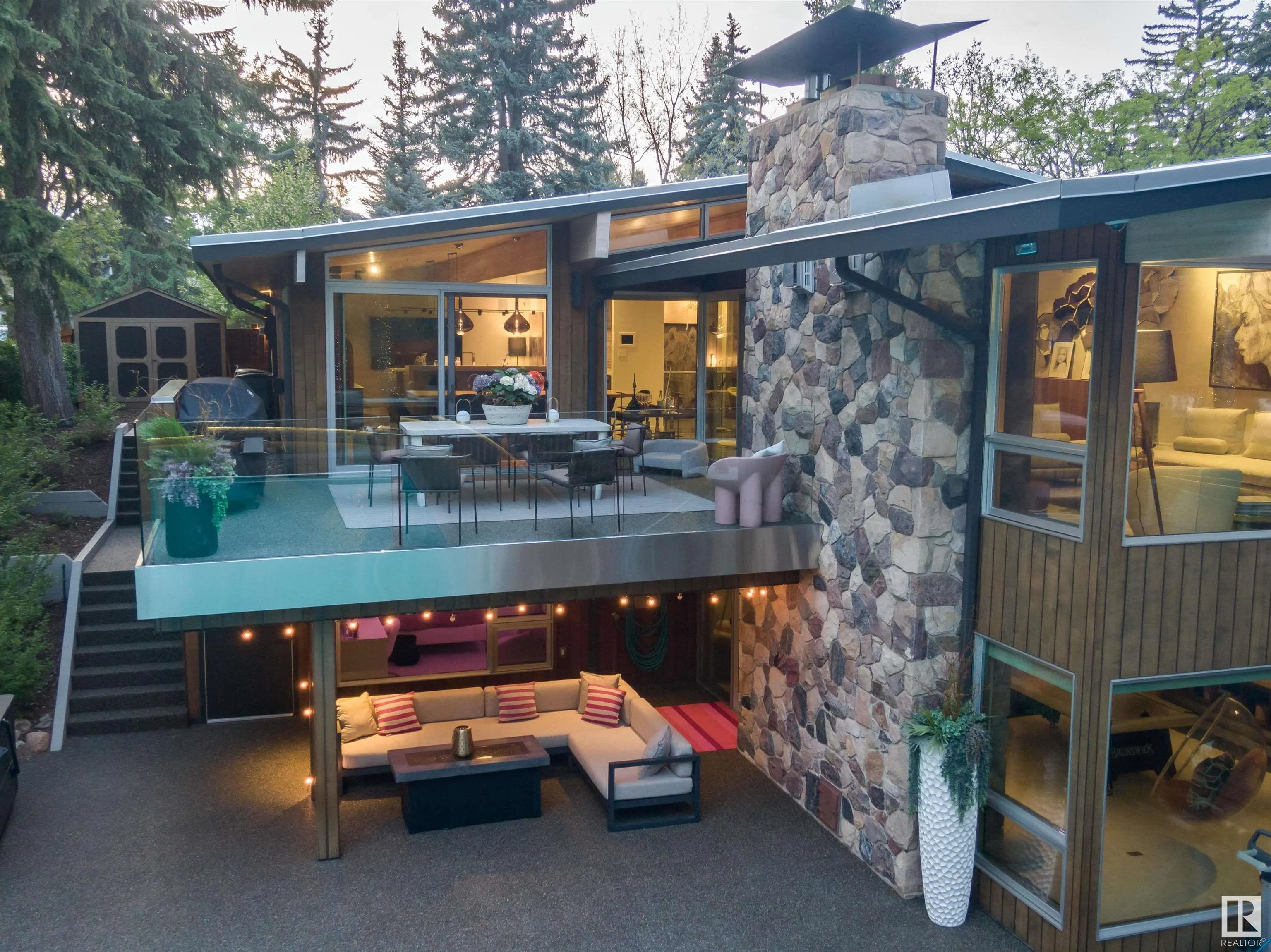 3 VALLEYVIEW Crescent