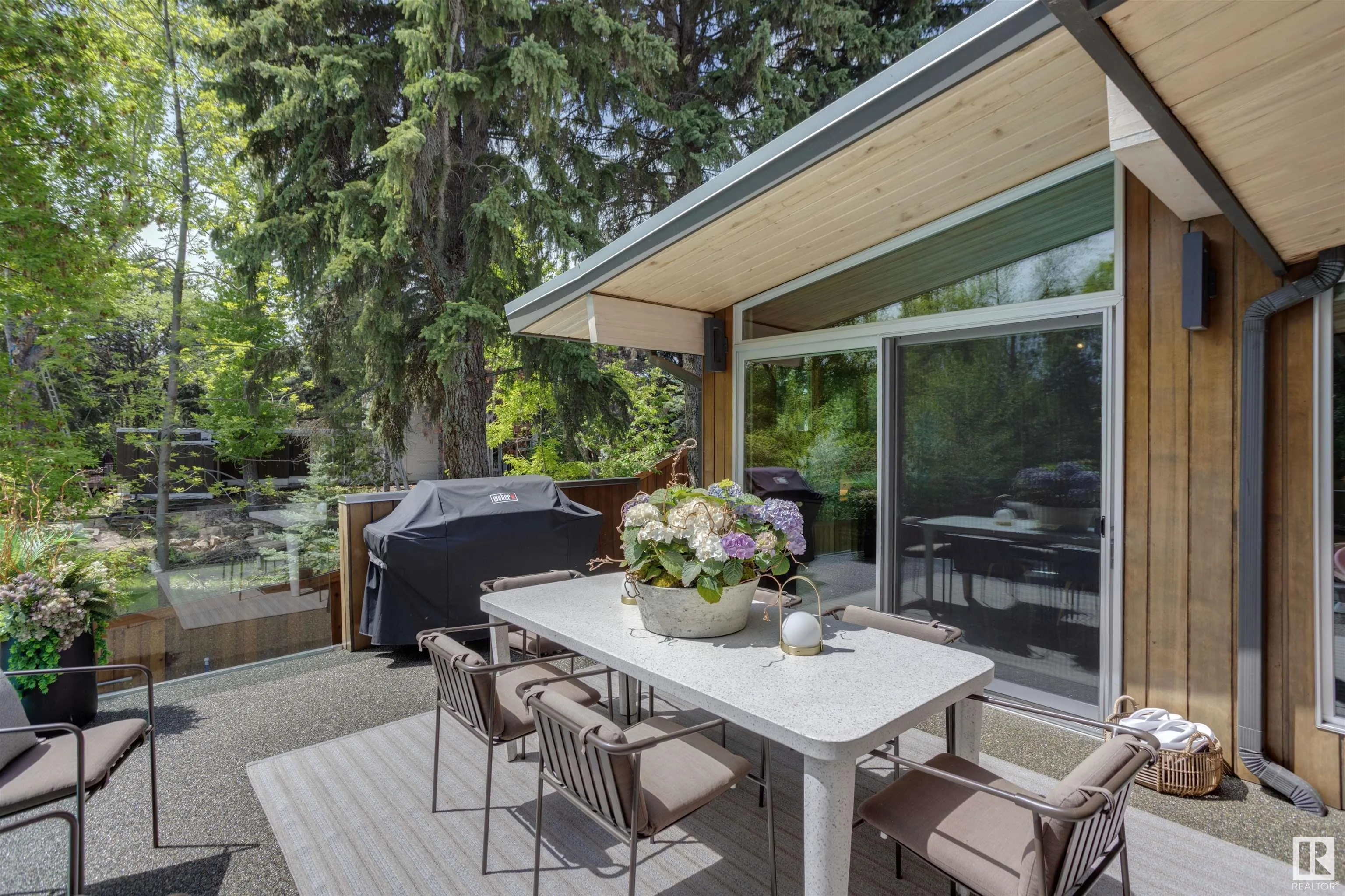3 VALLEYVIEW Crescent