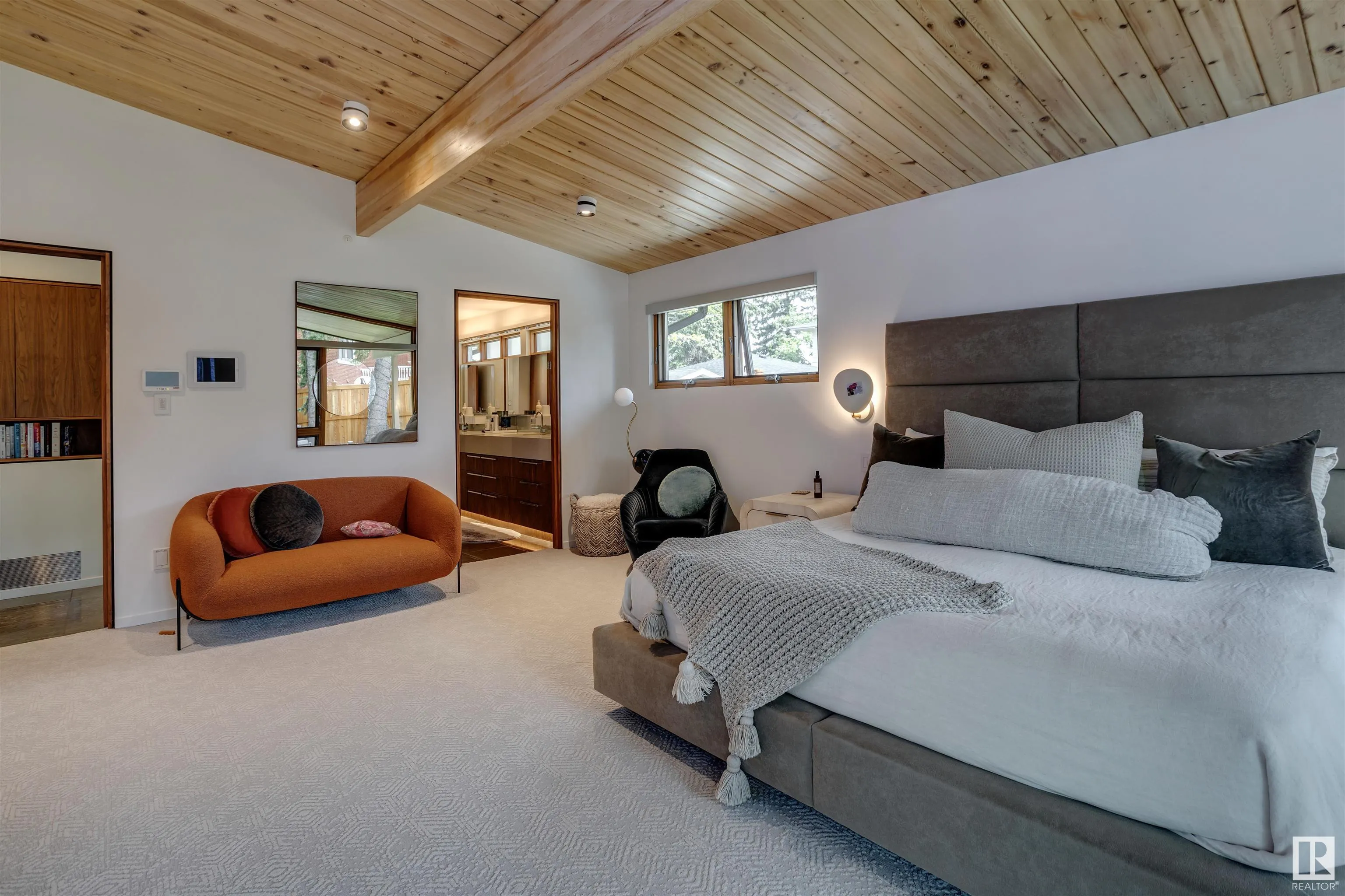 3 VALLEYVIEW Crescent