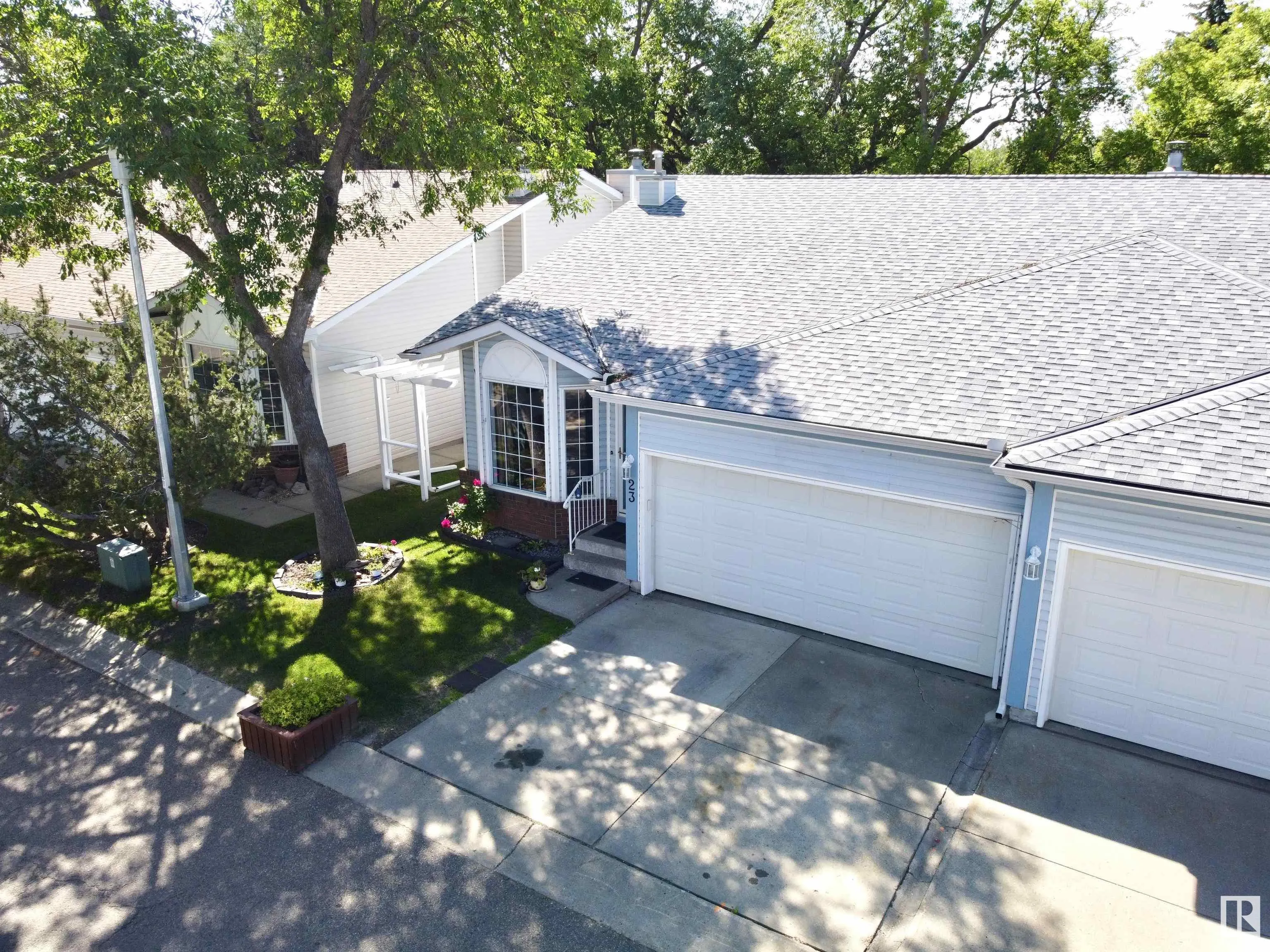 35 GRANDIN Road