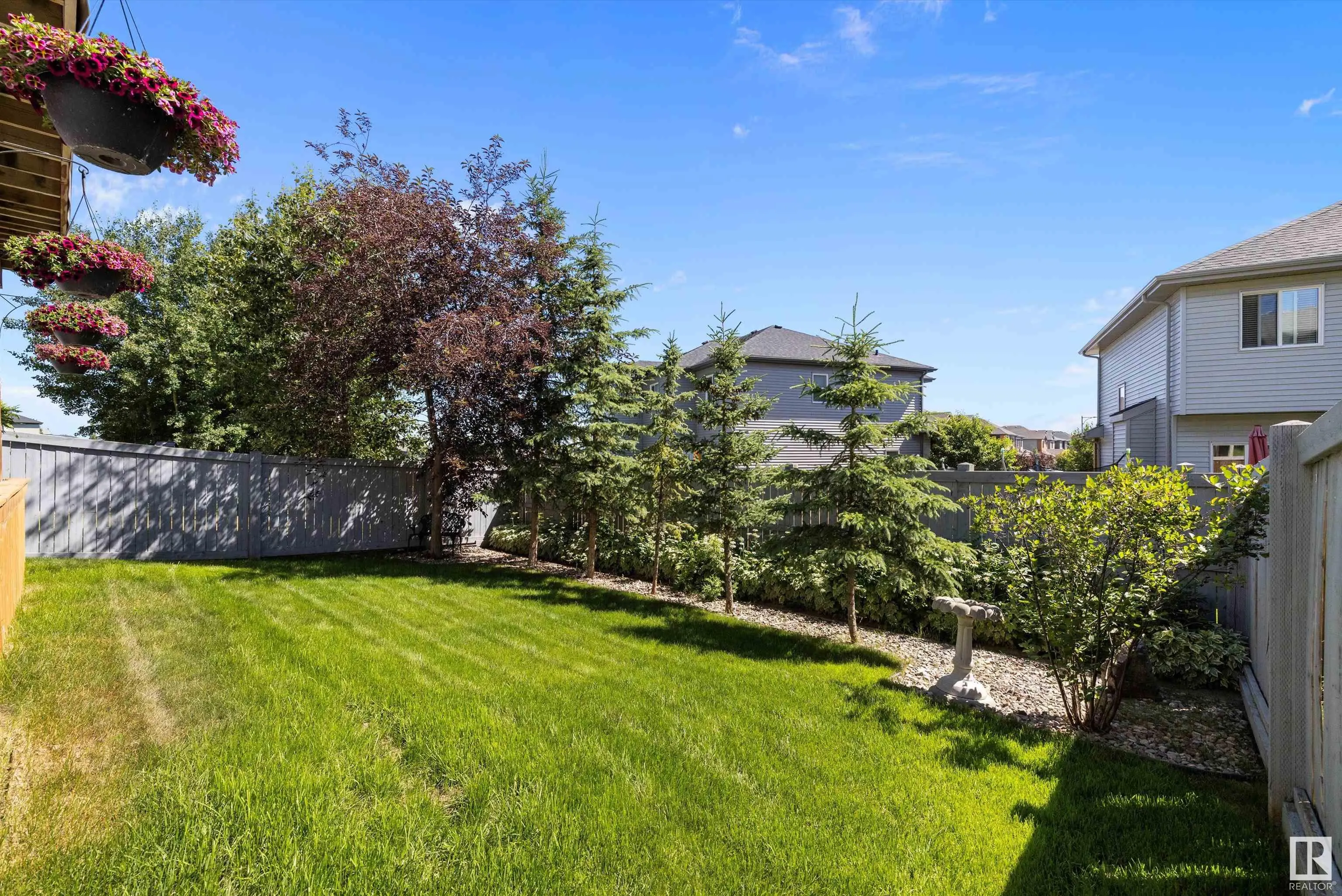 68 GREYSTONE Crescent