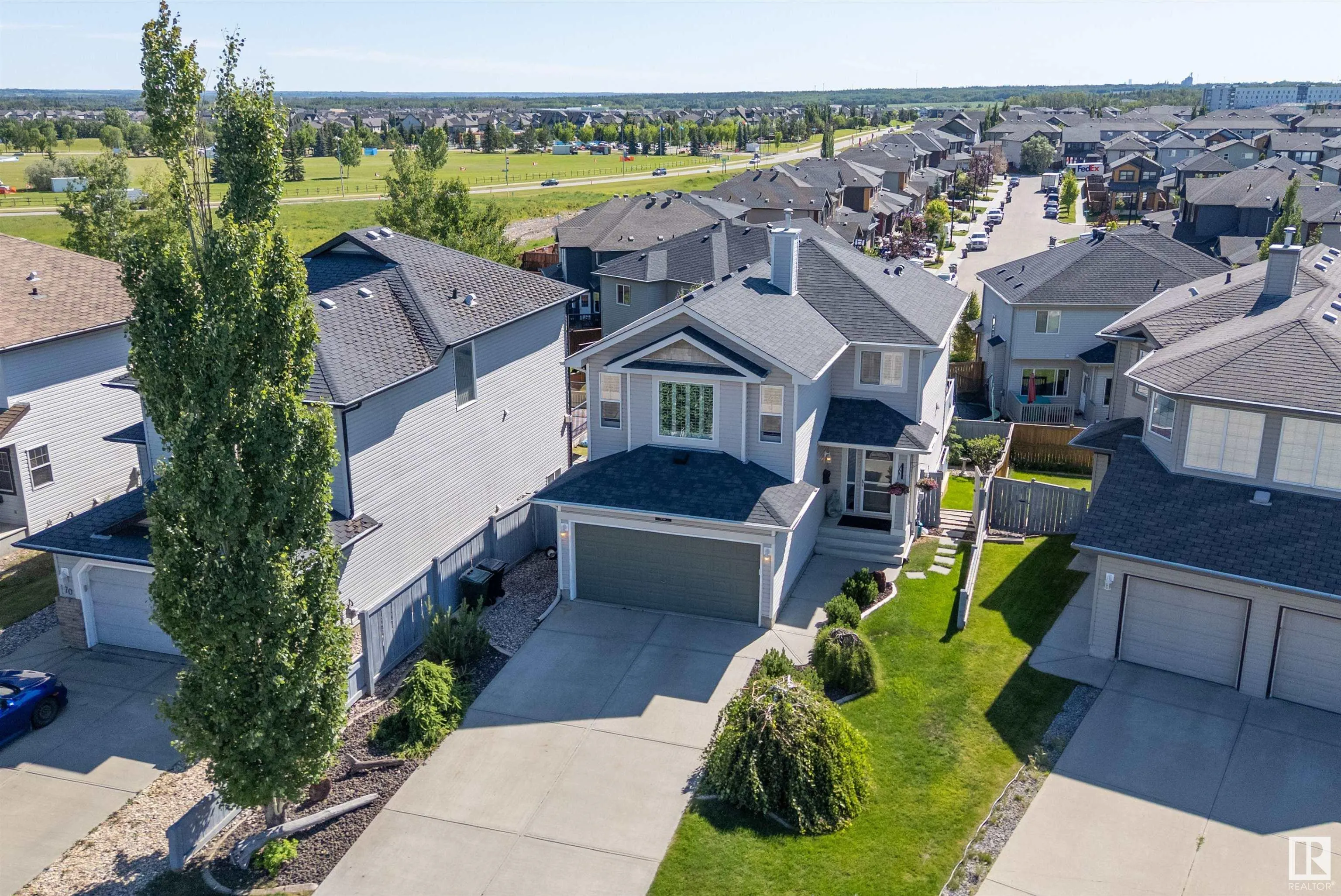 68 GREYSTONE Crescent