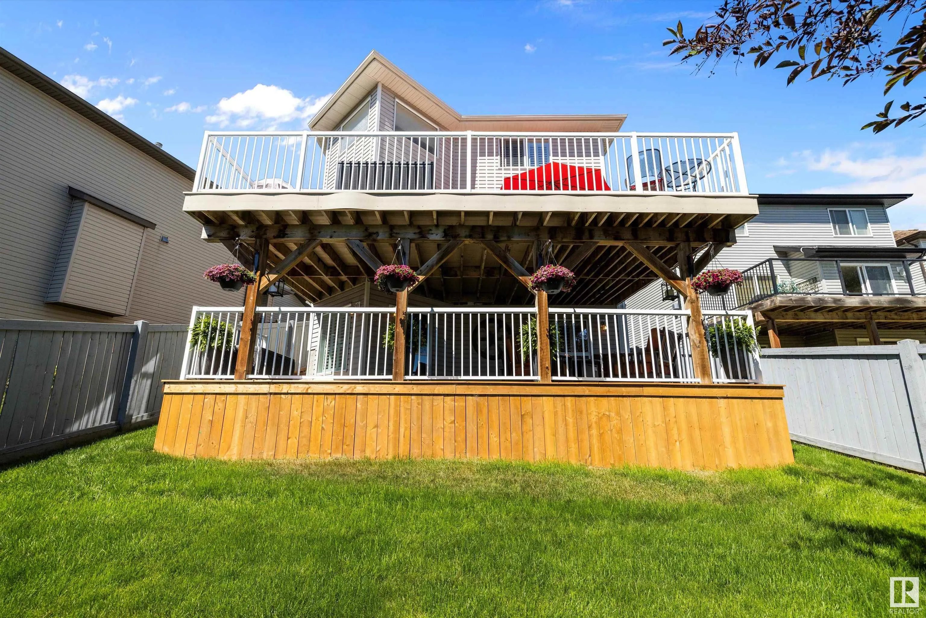 68 GREYSTONE Crescent
