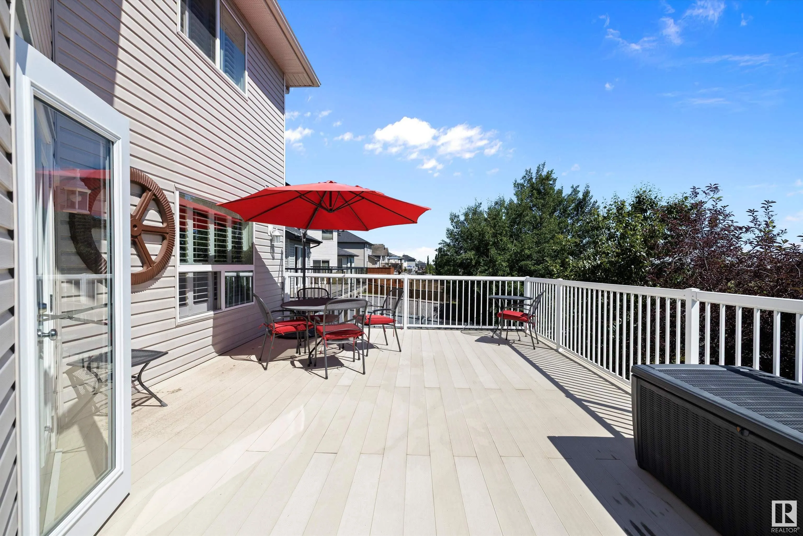 68 GREYSTONE Crescent