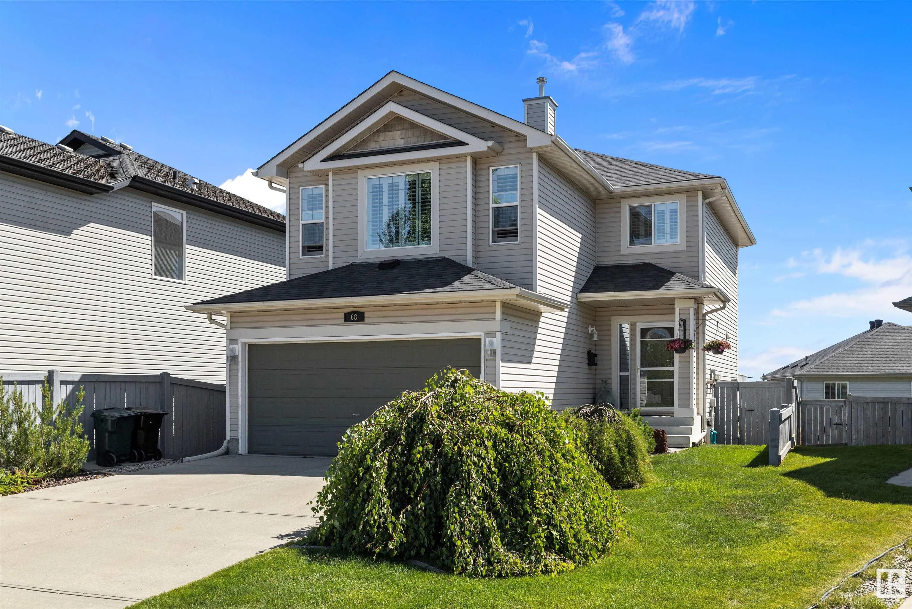 68 GREYSTONE Crescent