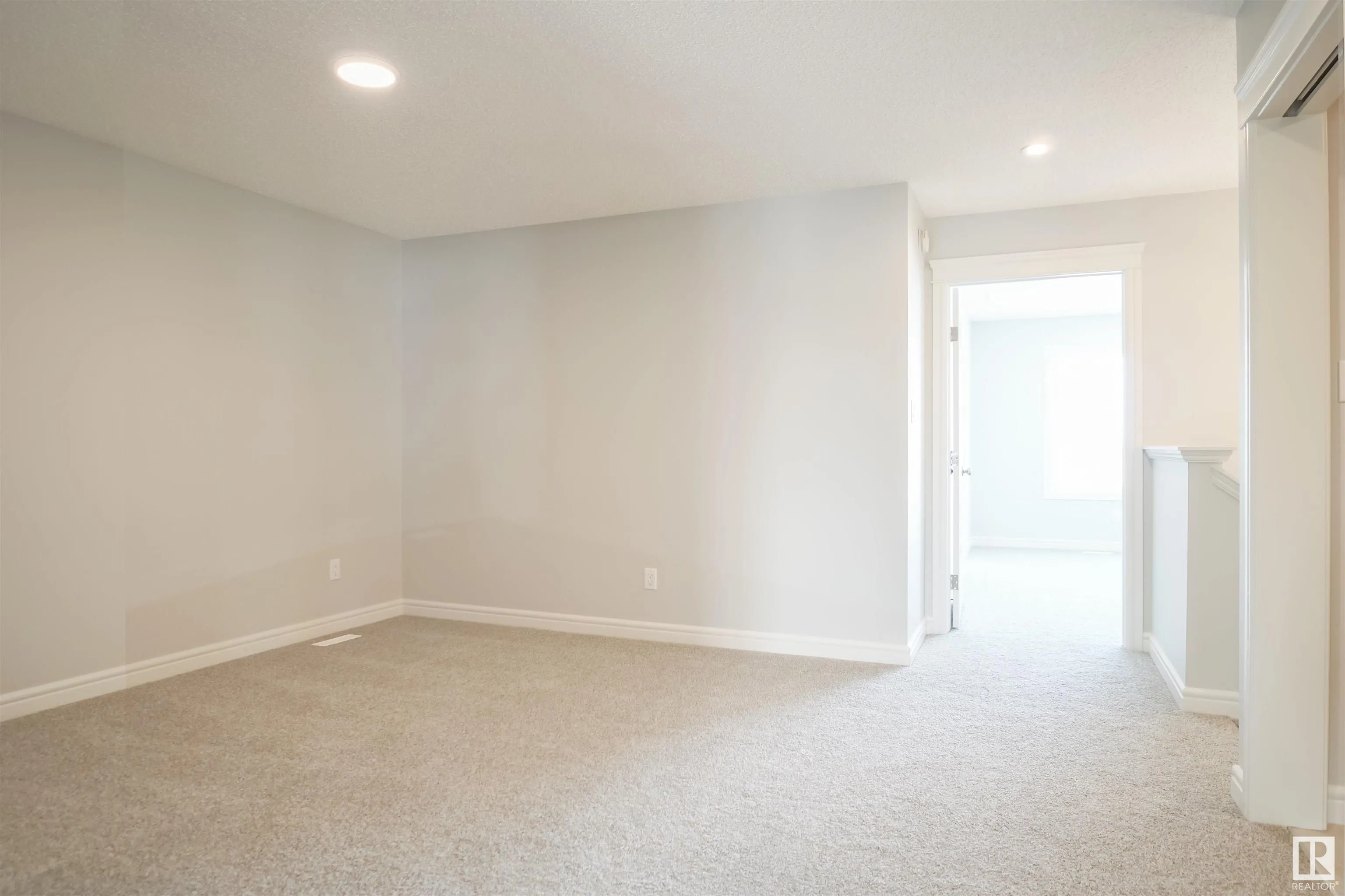 9736 CARSON Place