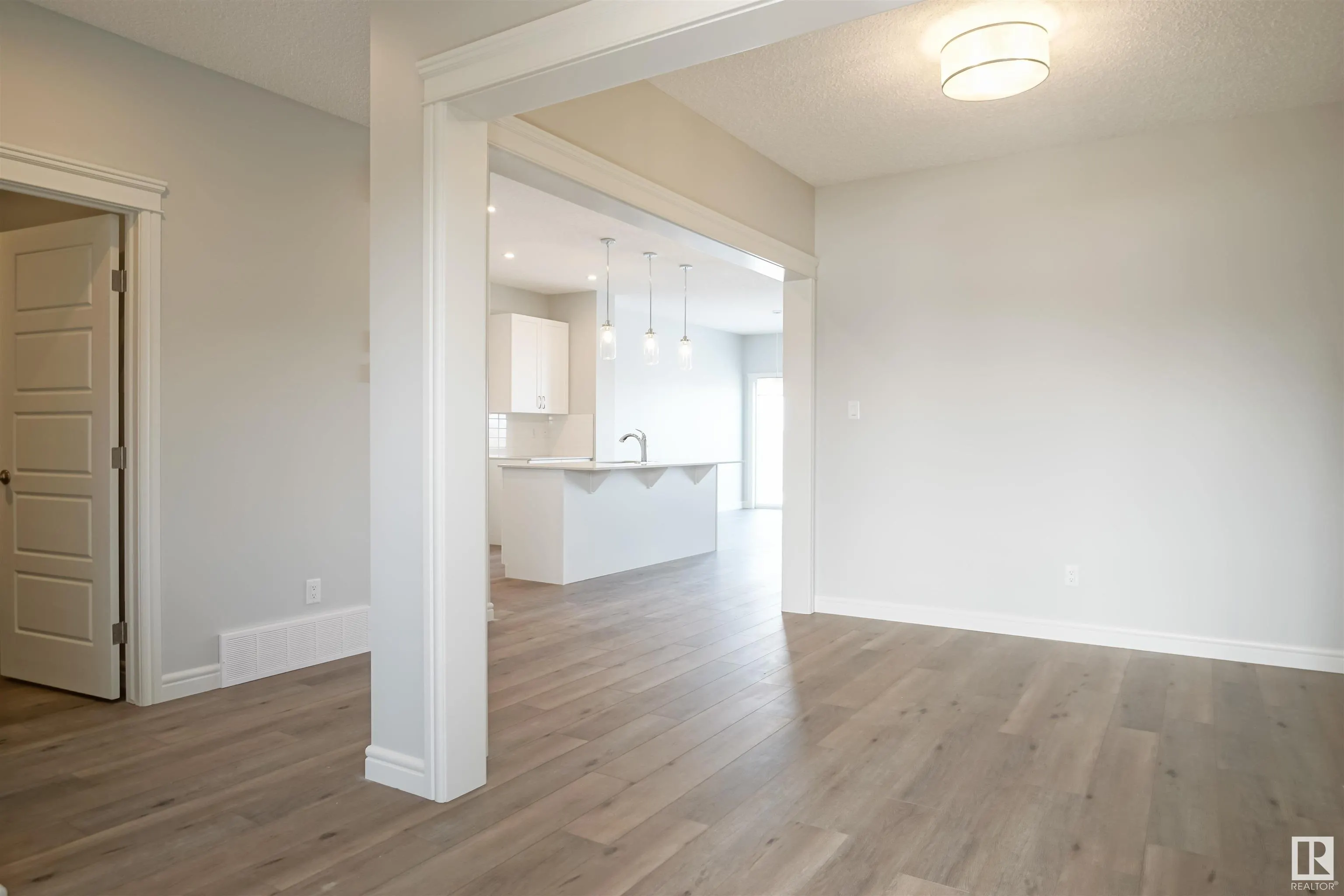 9736 CARSON Place