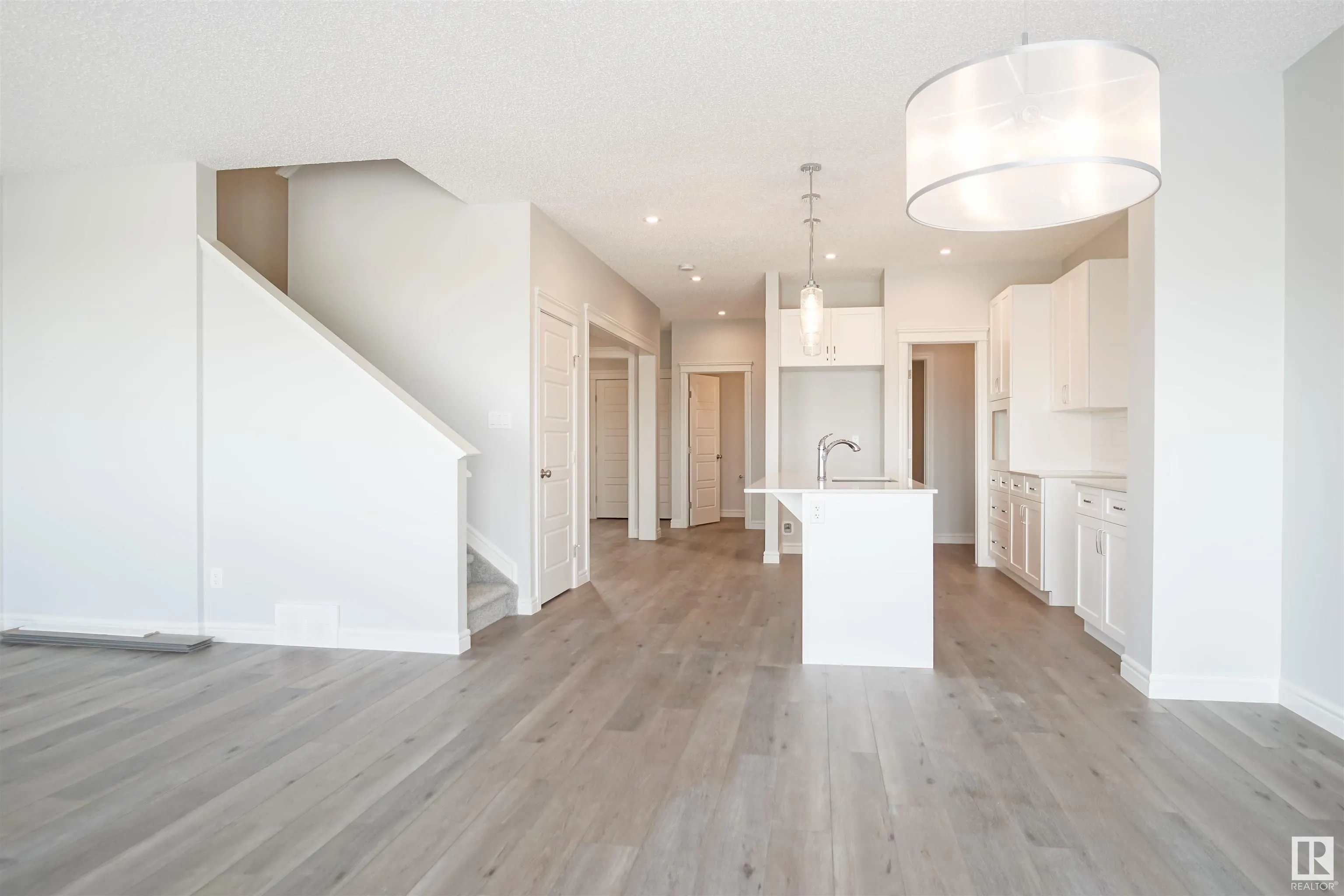 9736 CARSON Place