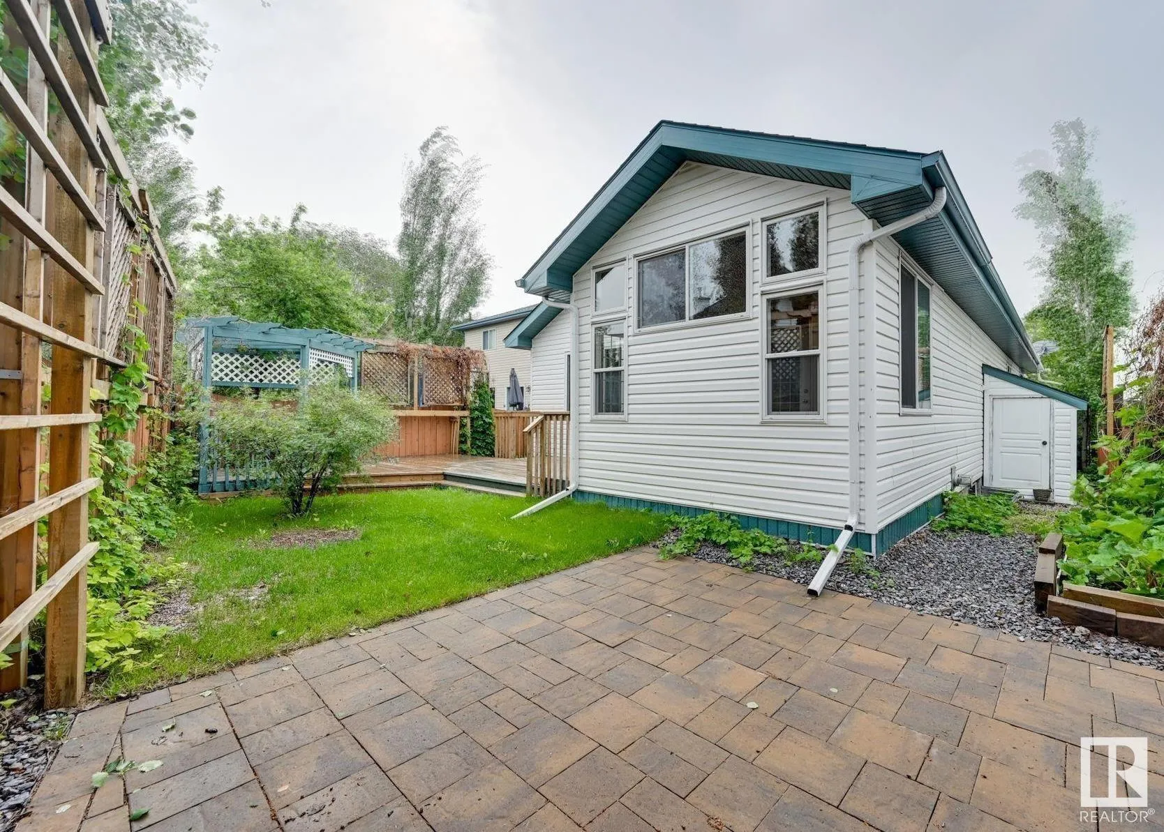 213 DEER RIDGE Drive