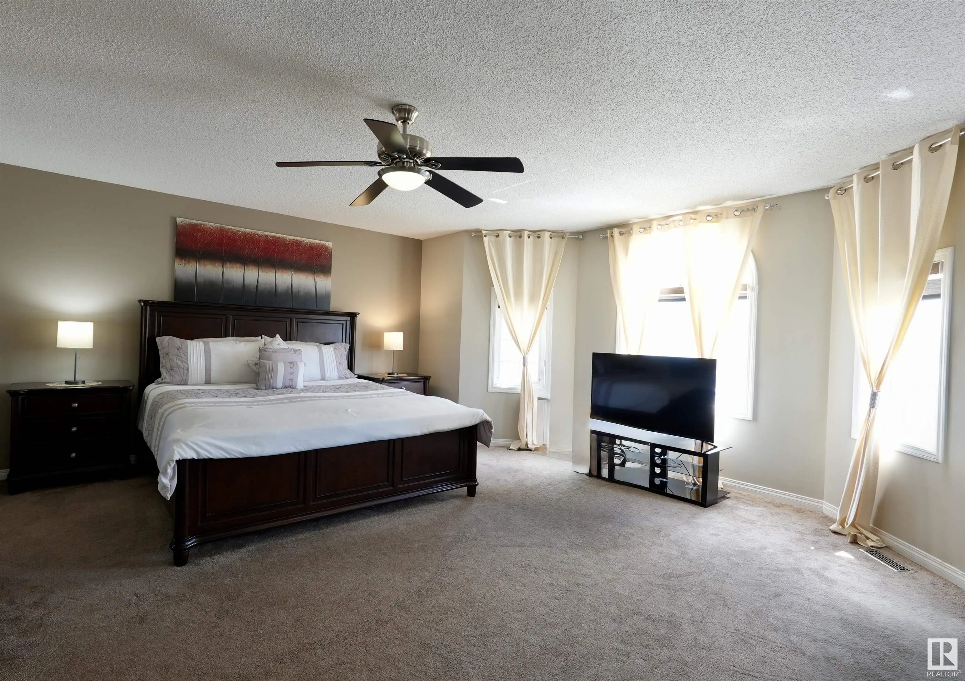 2218 Kaufman Way