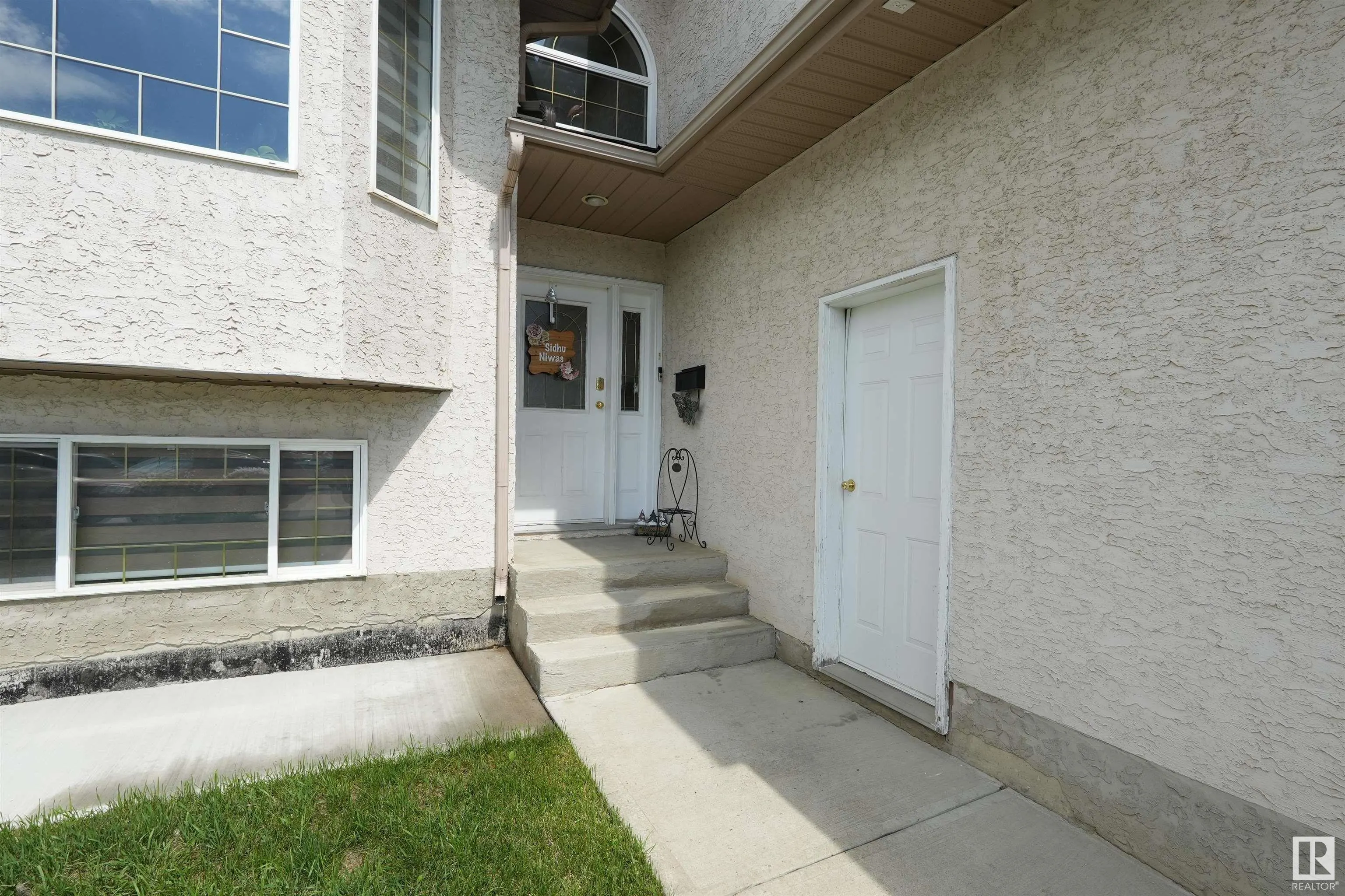 2218 Kaufman Way